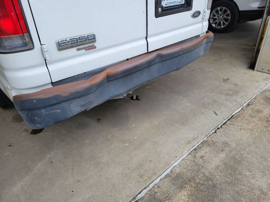 2007 Ford Econoline E350 Super Duty Wagon vin: 1FBSS31L87DA32828