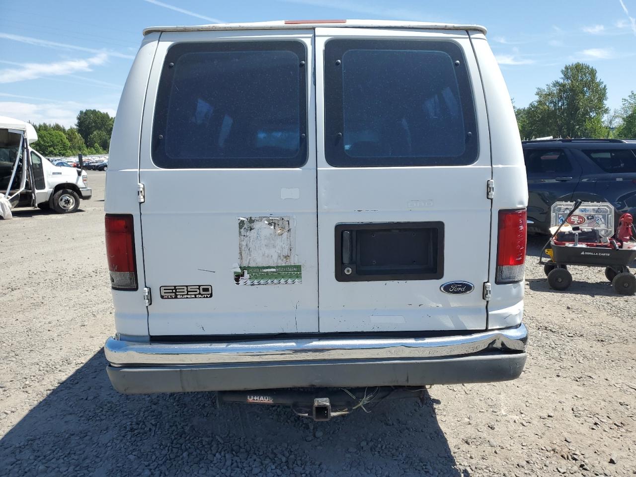 2001 Ford Econoline White vin: 1FBSS31L91HA69564