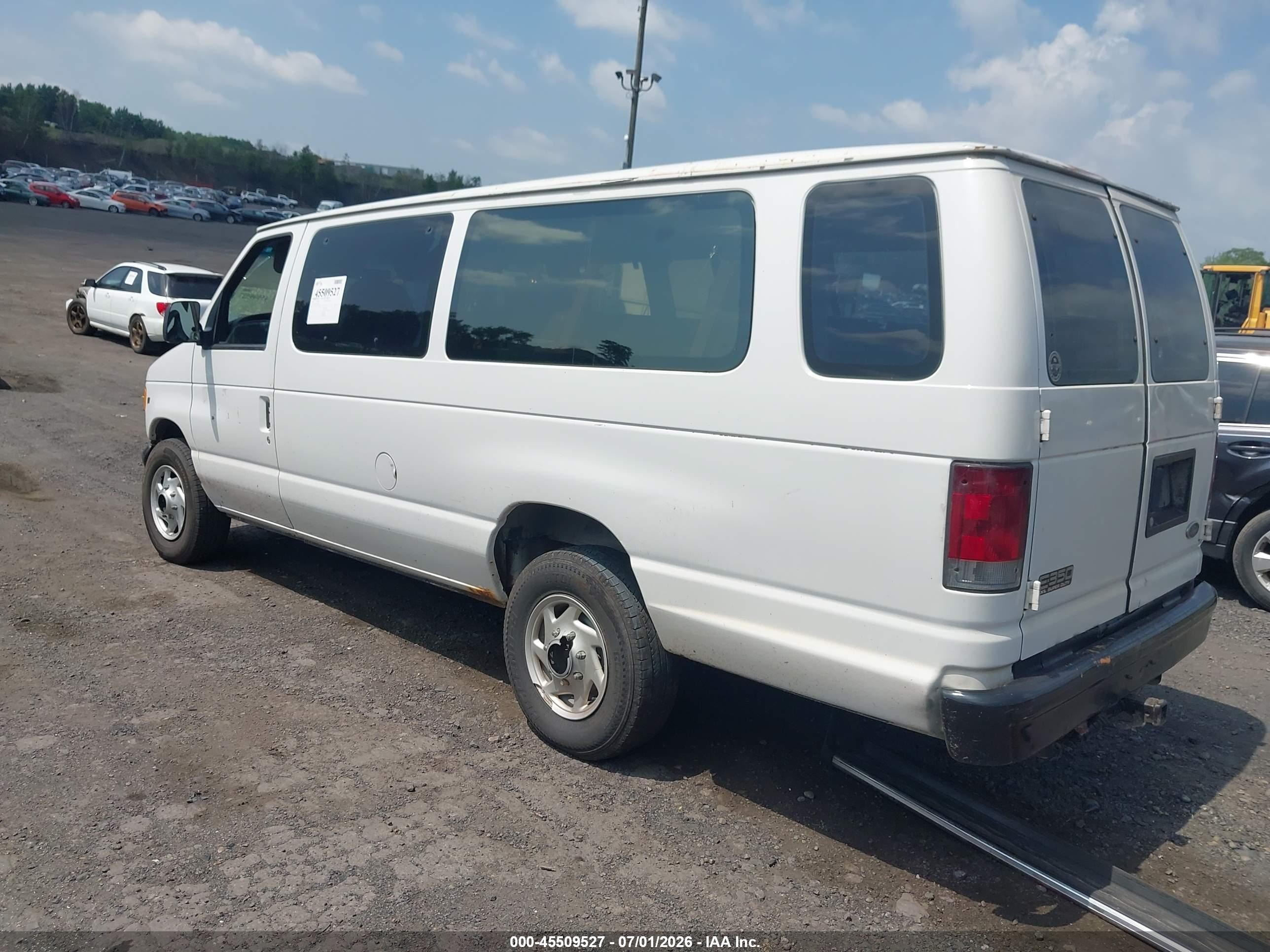 2002 Ford E-350 Super Duty Xl/xlt White vin: 1FBSS31L92HA46139
