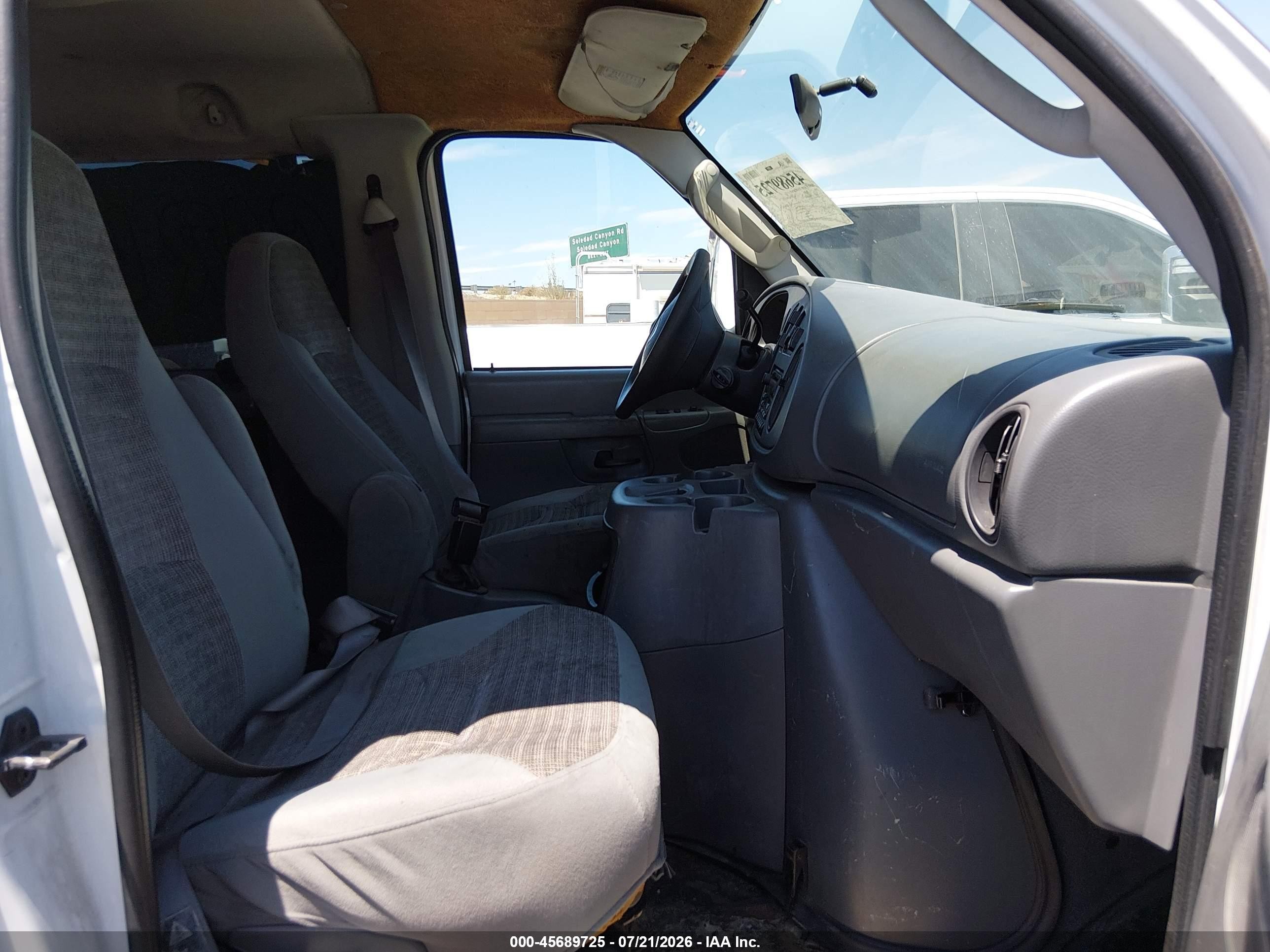 2003 Ford E-350 Super Duty Xl/xlt White vin: 1FBSS31L93HB09063