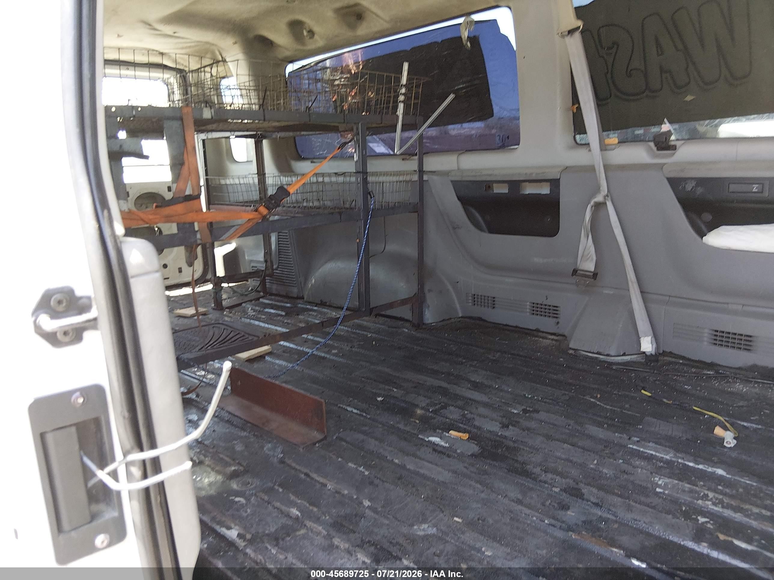 2003 Ford E-350 Super Duty Xl/xlt White vin: 1FBSS31L93HB09063