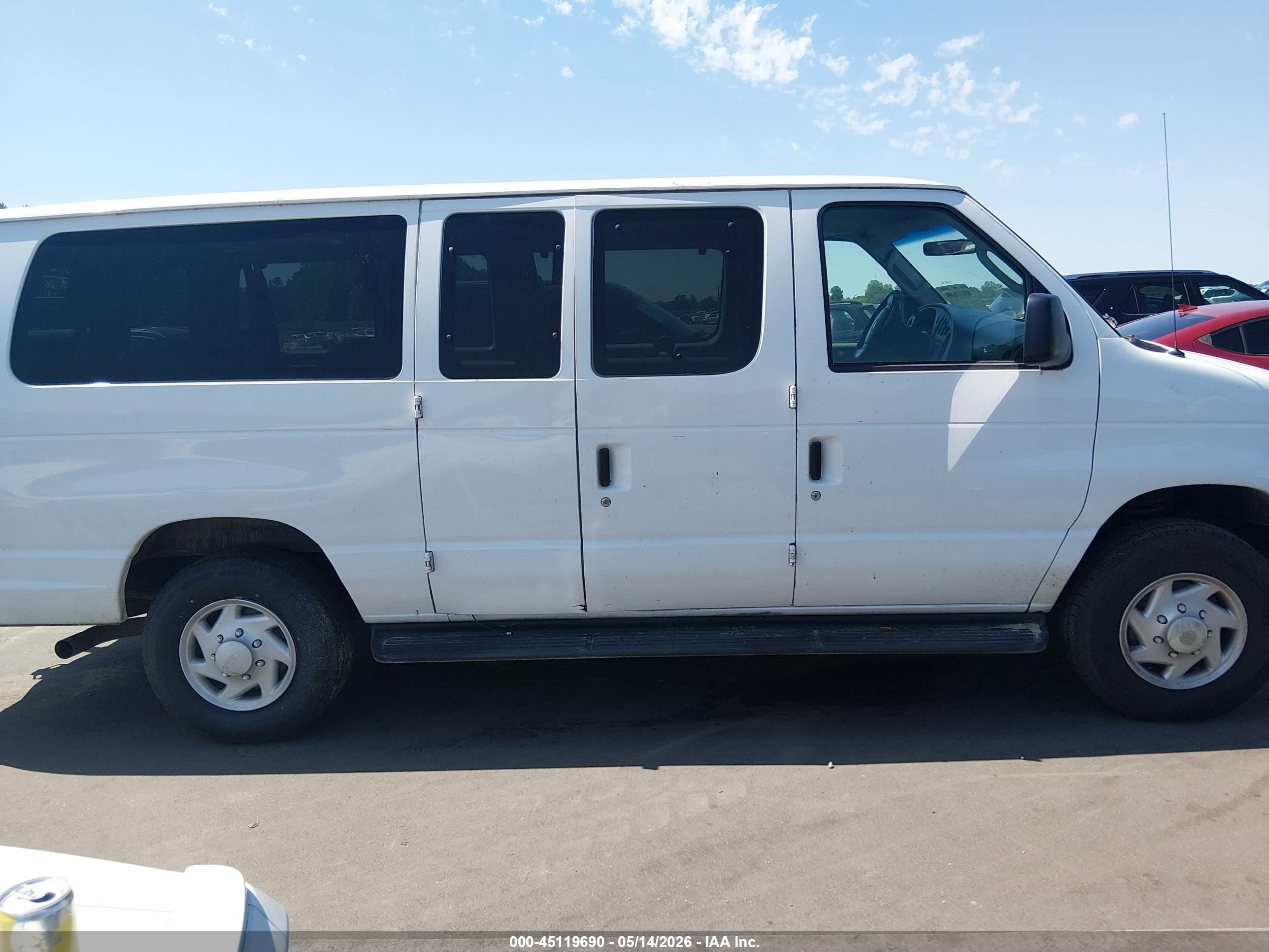 2006 Ford E-350 Super Duty Xl/xlt White vin: 1FBSS31L96DB36565