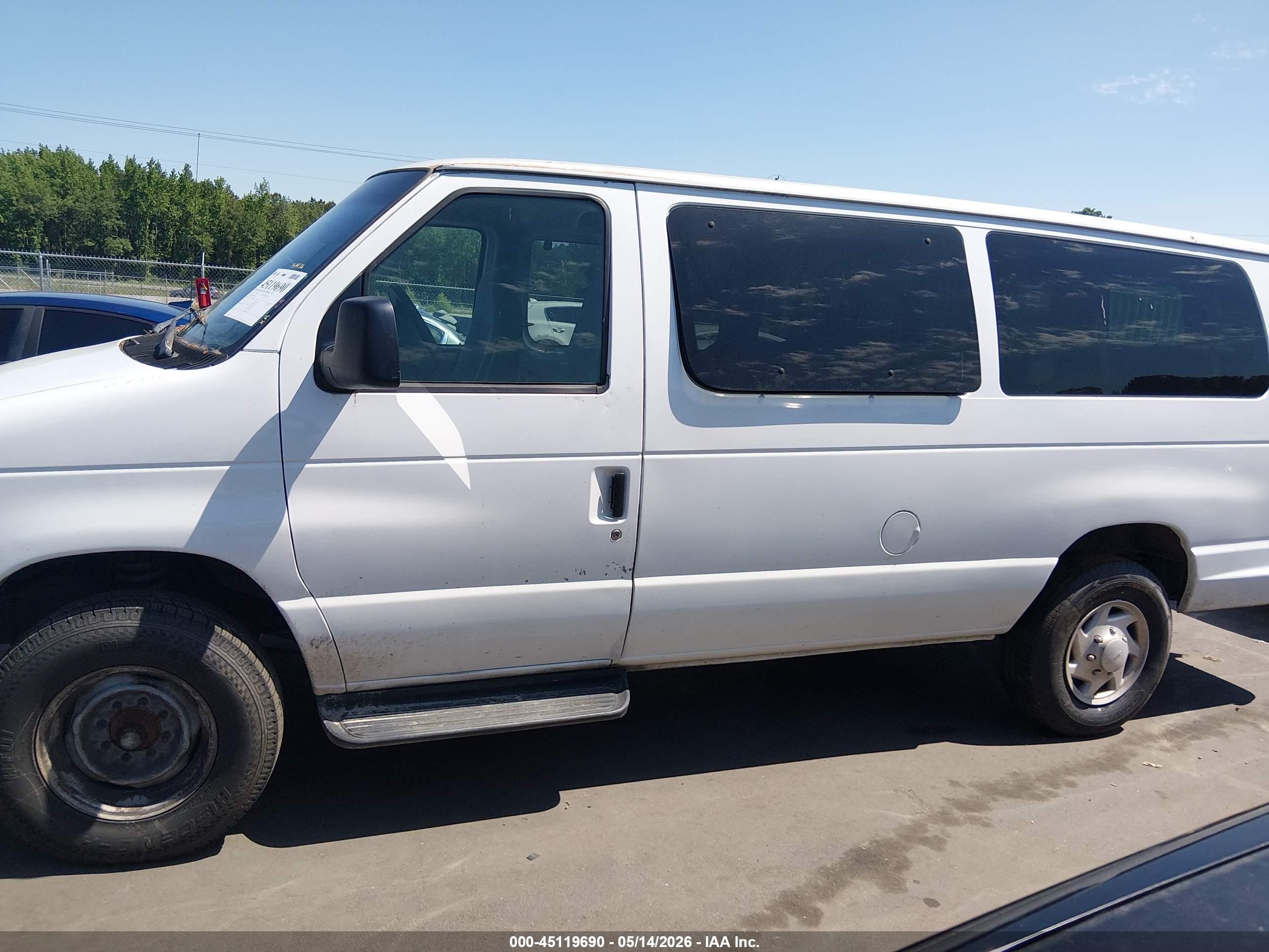 2006 Ford E-350 Super Duty Xl/xlt White vin: 1FBSS31L96DB36565