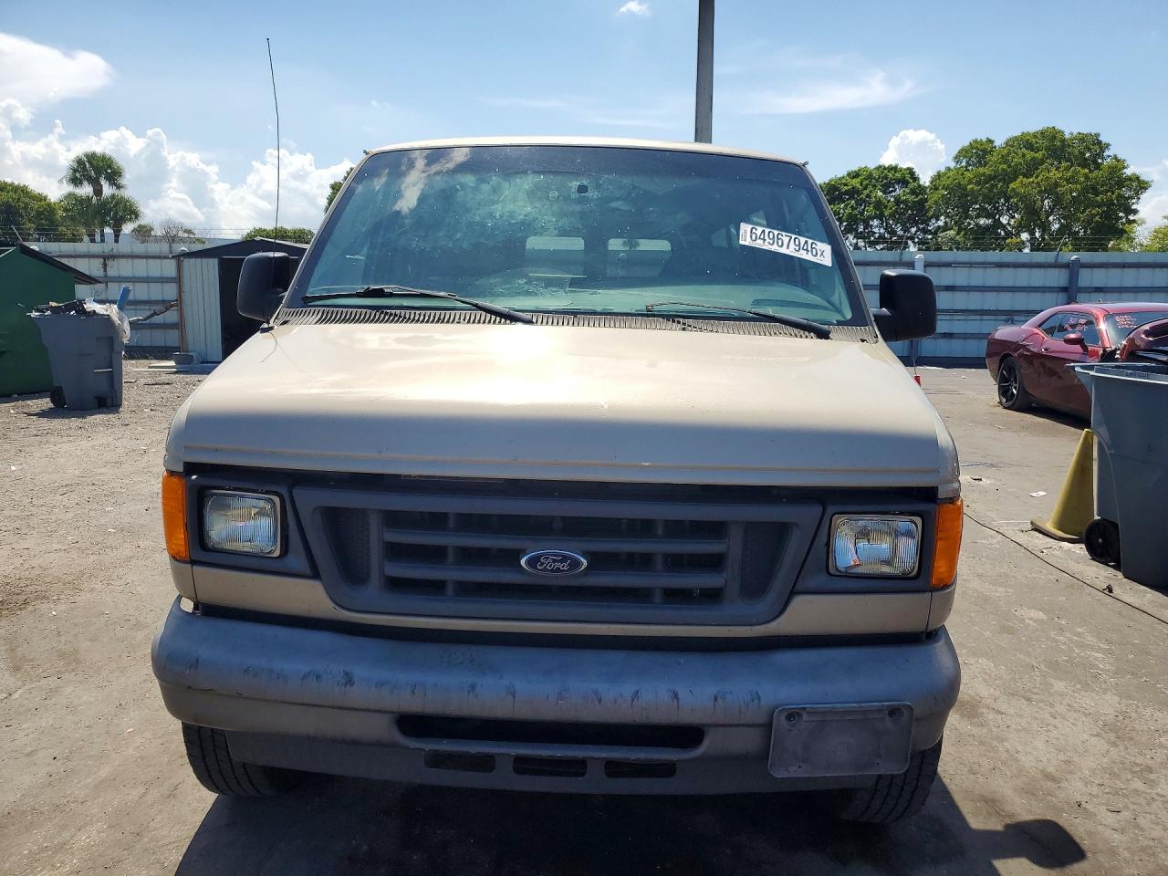 2007 Ford Econoline E350 Super Duty Wagon Tan vin: 1FBSS31L97DA98854