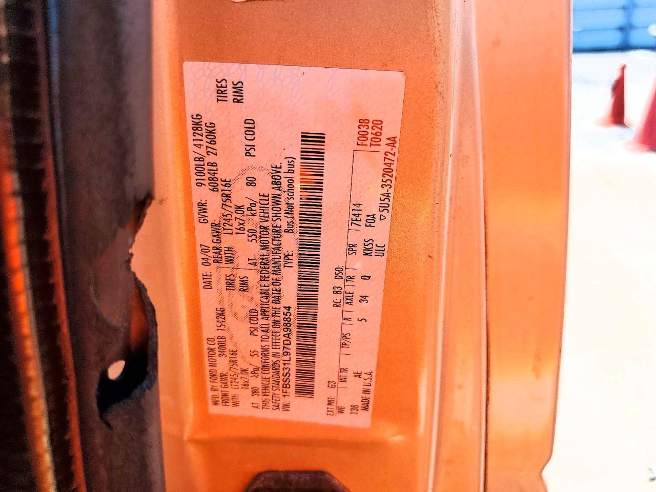 2007 Ford Econoline E350 Super Duty Wagon Tan vin: 1FBSS31L97DA98854