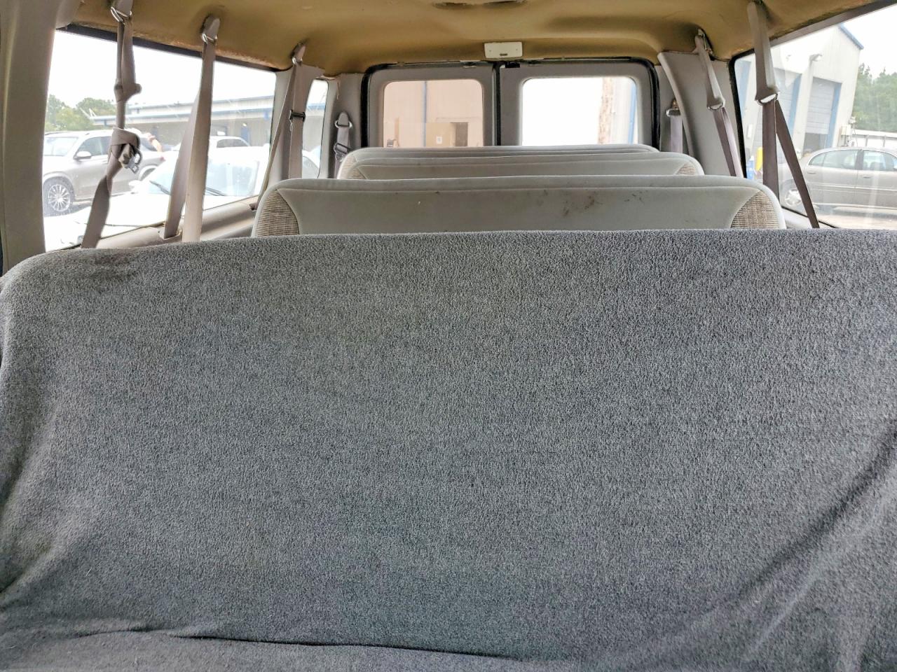 1998 Ford E350 Белый vin: 1FBSS31L9WHA44882