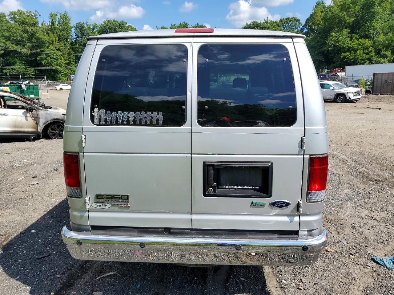 2009 Ford Econoline E350 Super Duty Wagon Silver vin: 1FBSS31LX9DA80494
