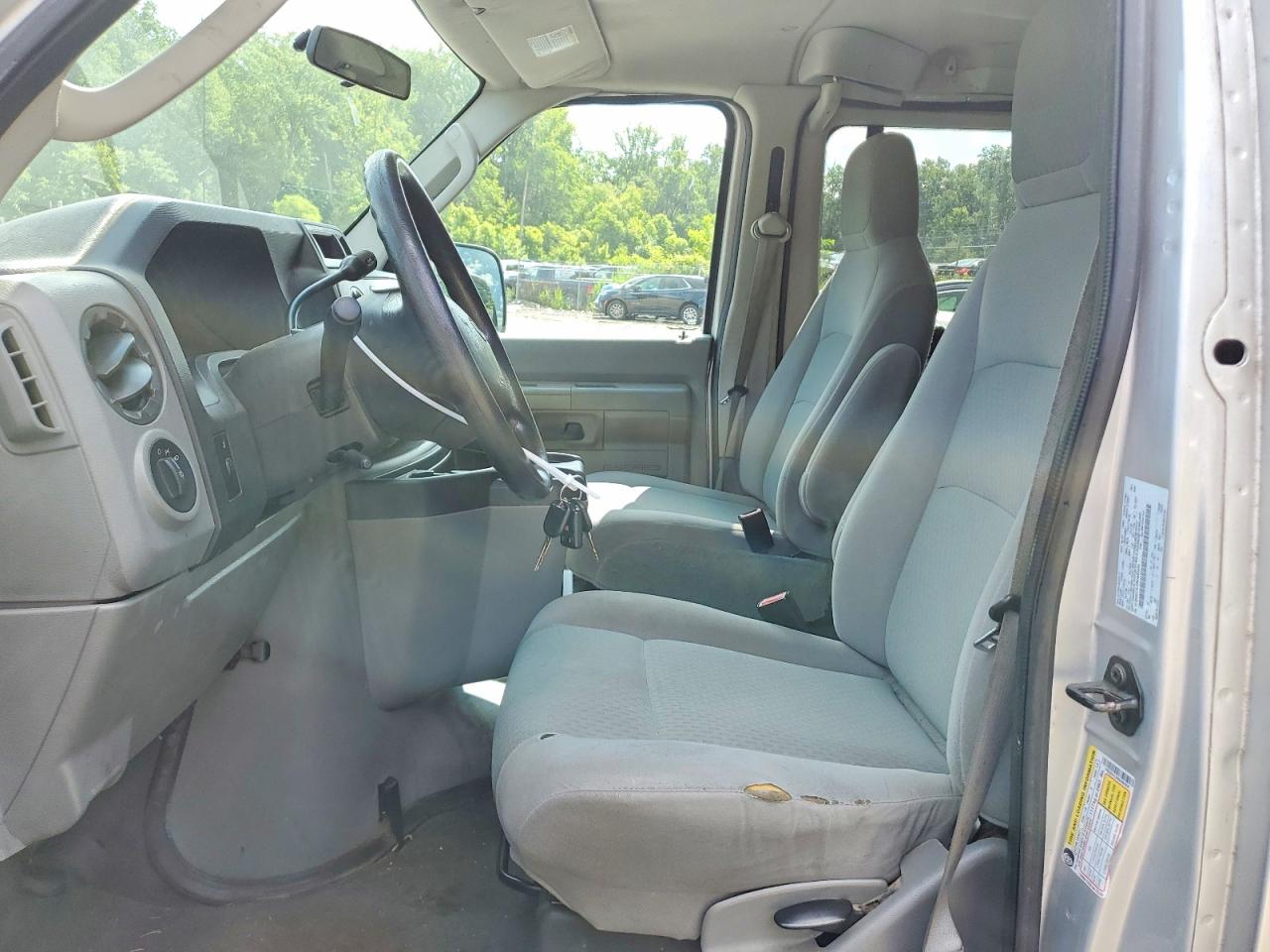2009 Ford Econoline E350 Super Duty Wagon Silver vin: 1FBSS31LX9DA80494