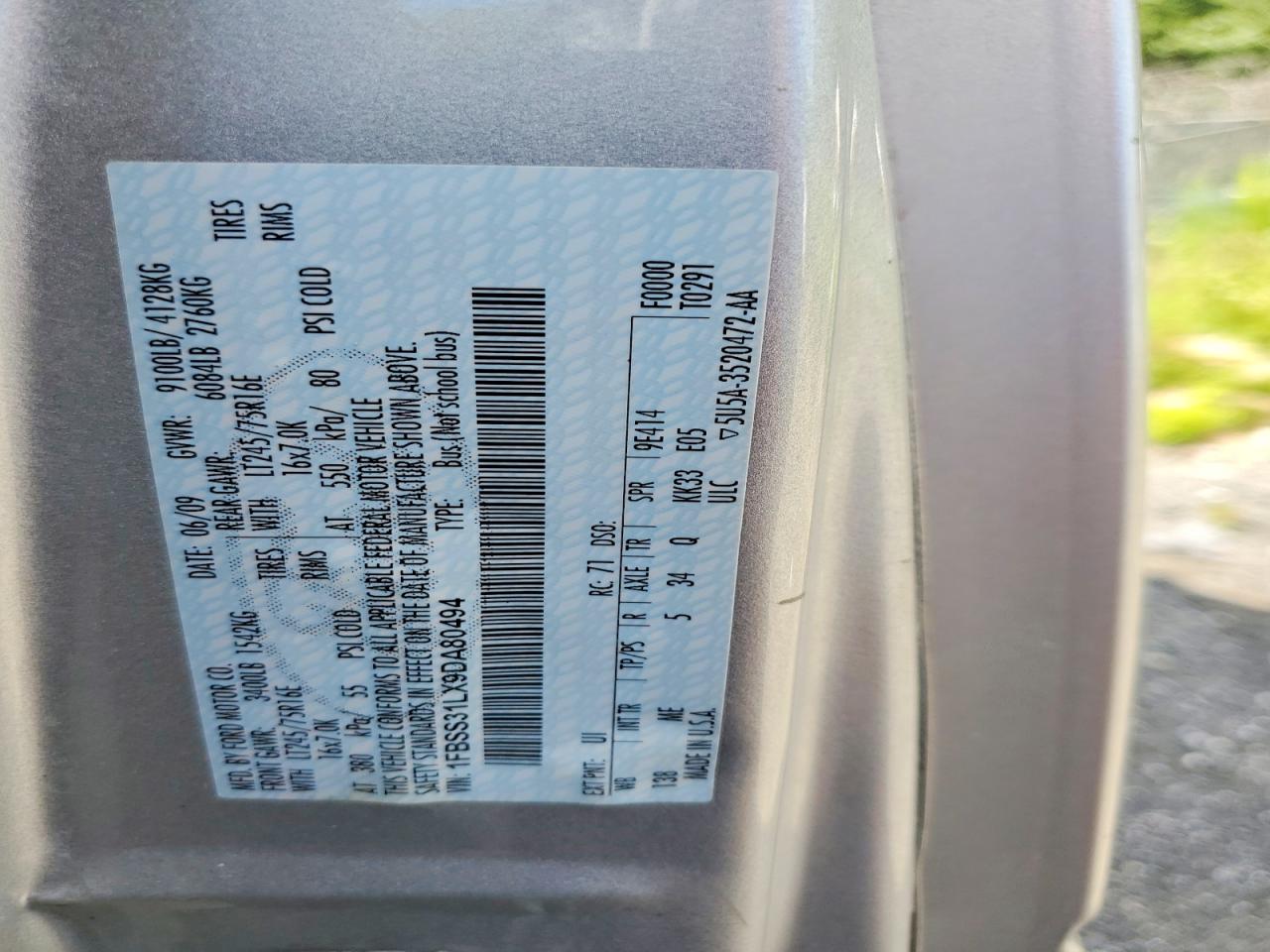 2009 Ford Econoline E350 Super Duty Wagon Silver vin: 1FBSS31LX9DA80494