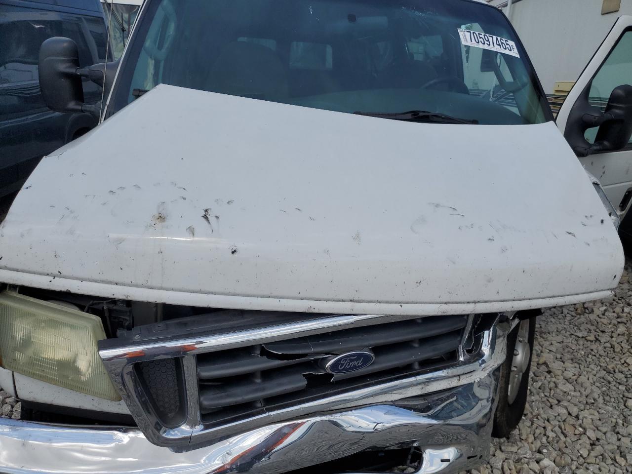 2004 Ford Econoline E350 Super Duty Wagon White vin: 1FBSS31S34HA11476