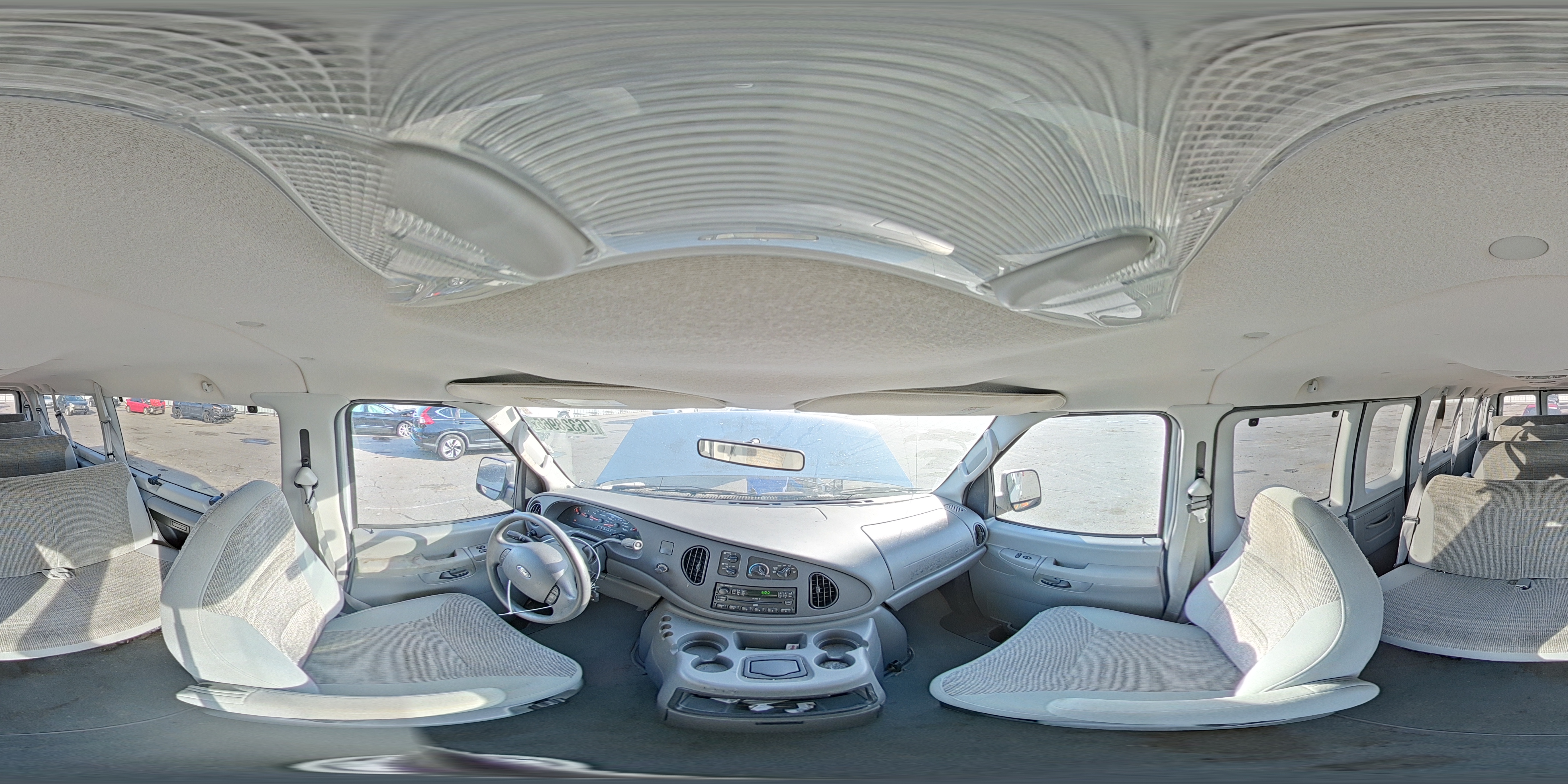 2004 Ford Econoline E350 Super Duty Wagon Серебряный vin: 1FBSS31S94HA95593