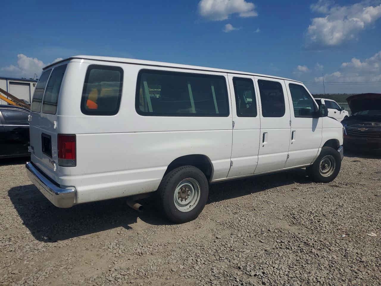 2013 Ford Econoline E350 Super Duty Wagon White vin: 1FBSS3BL0DDA76879