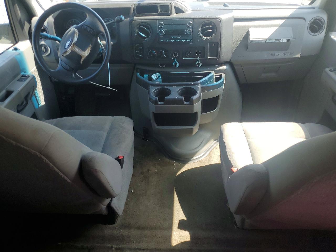 2013 Ford Econoline E350 Super Duty Wagon White vin: 1FBSS3BL0DDA76879