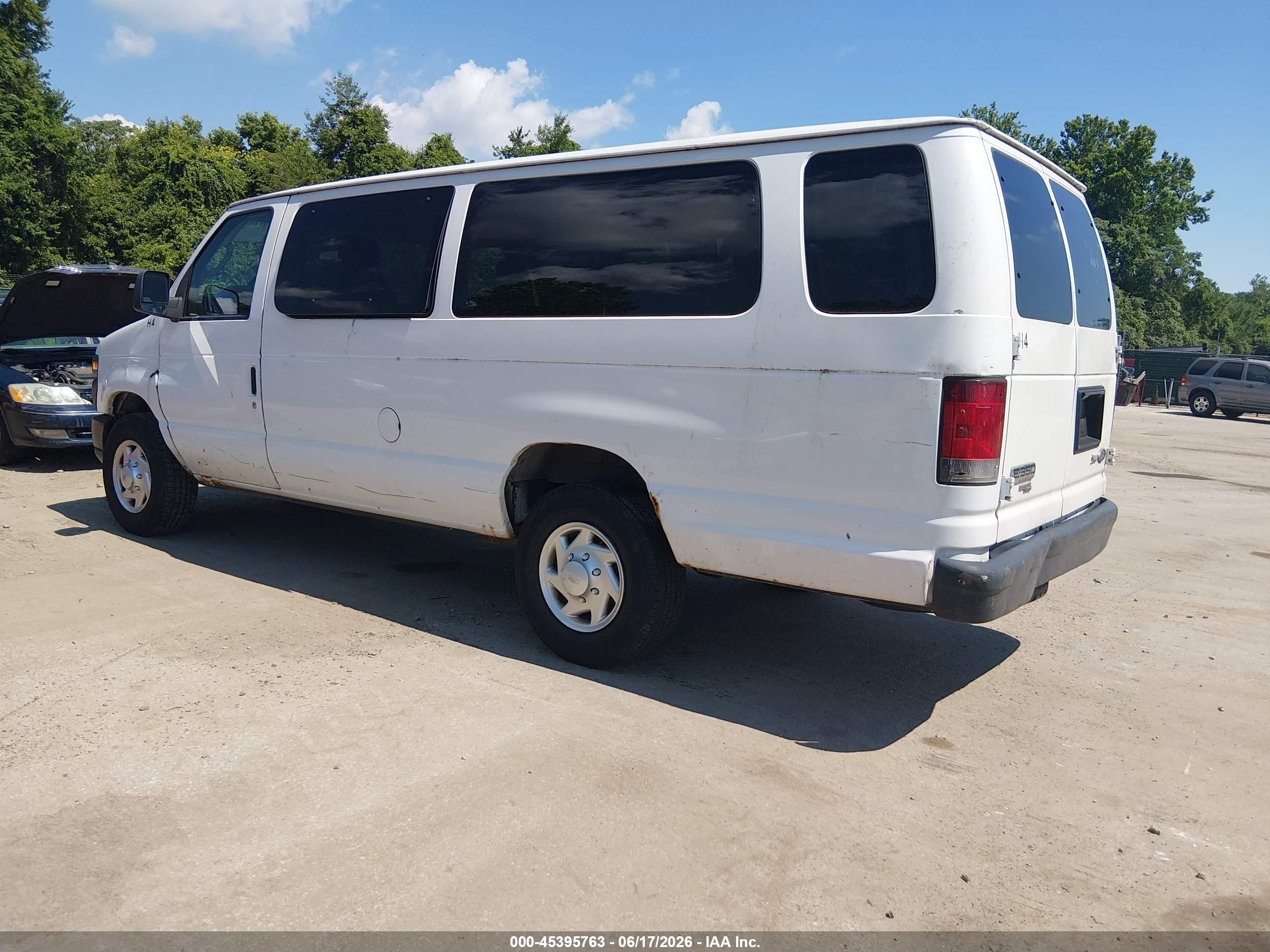 2012 Ford E-350 Super Duty Xl White vin: 1FBSS3BL1CDA08542