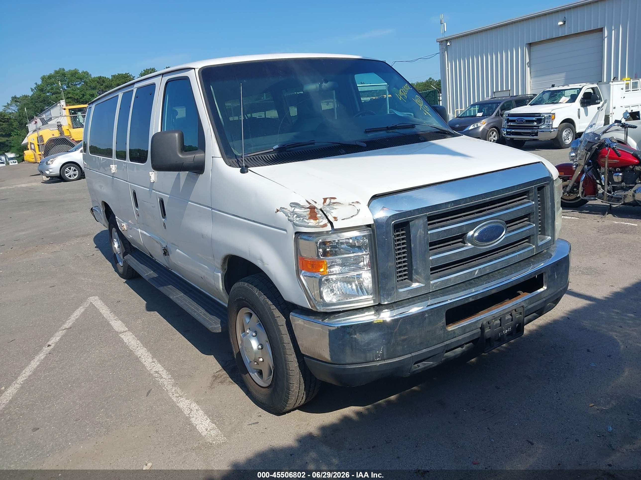2012 Ford E-350 Super Duty Xl/xlt White vin: 1FBSS3BL2CDA93486