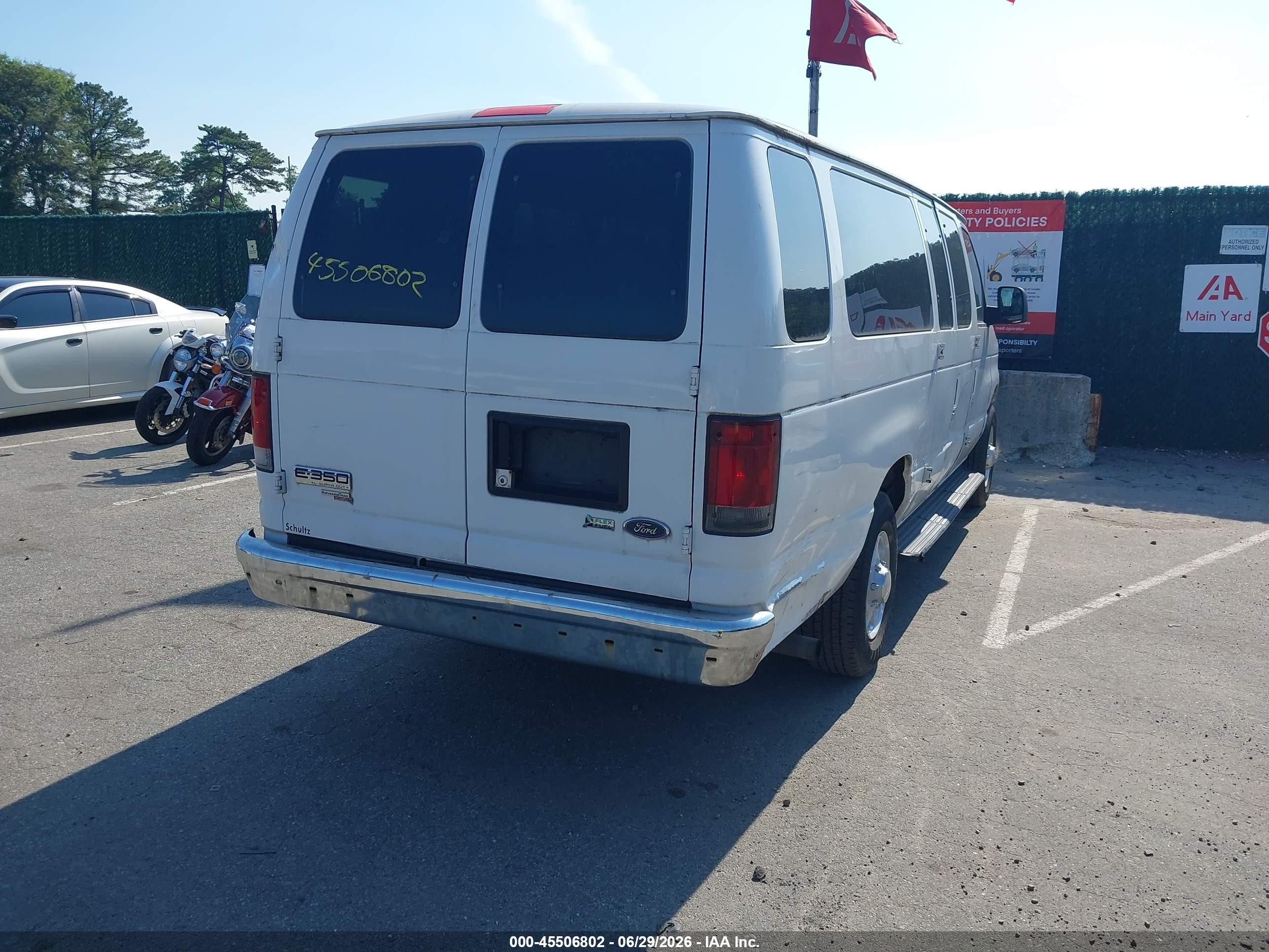 2012 Ford E-350 Super Duty Xl/xlt White vin: 1FBSS3BL2CDA93486
