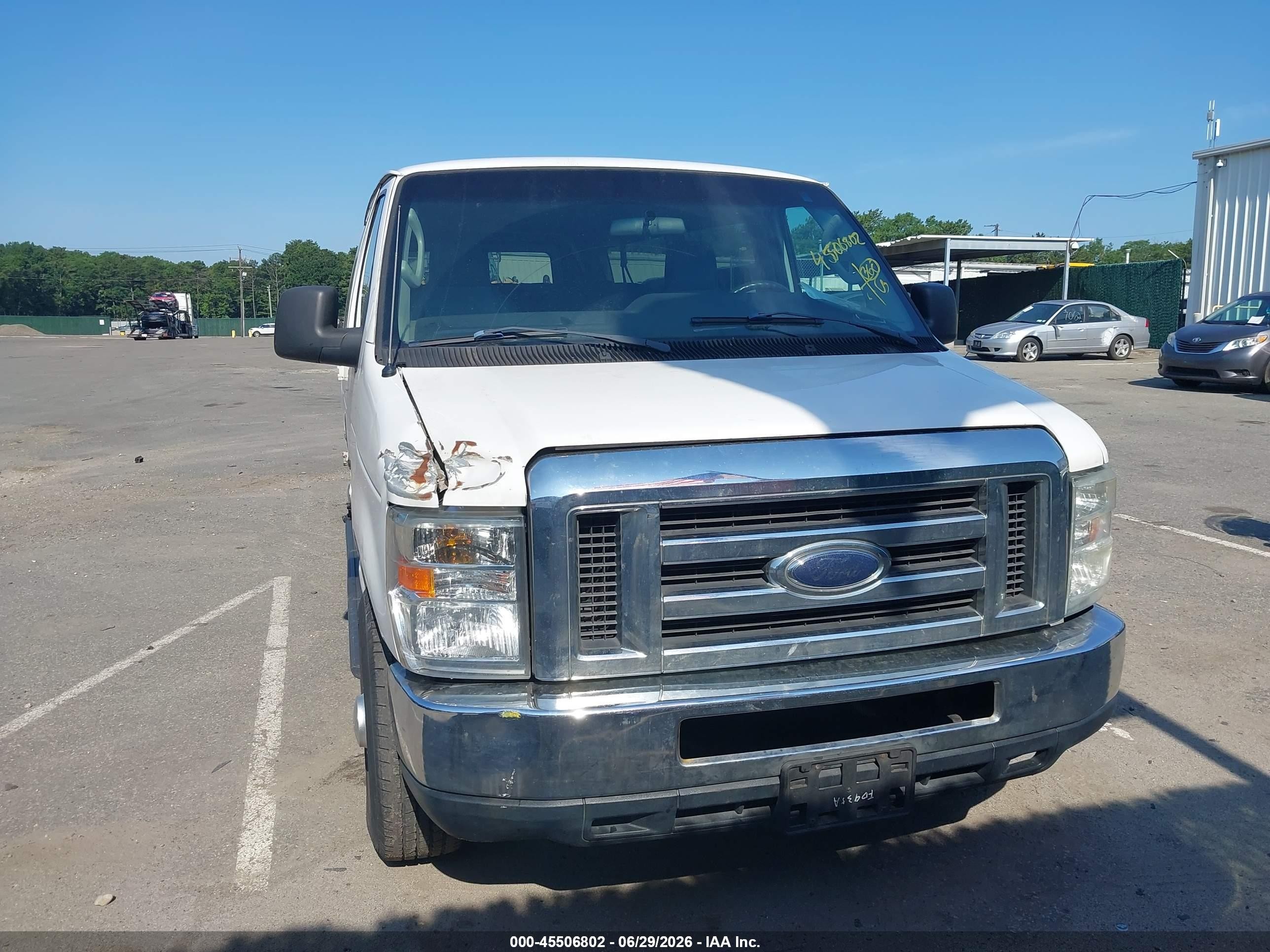2012 Ford E-350 Super Duty Xl/xlt White vin: 1FBSS3BL2CDA93486