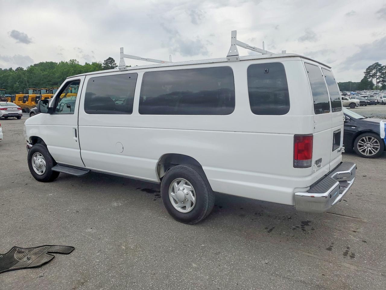 2013 Ford Econoline E350 Super Duty Wagon White vin: 1FBSS3BL2DDA94557