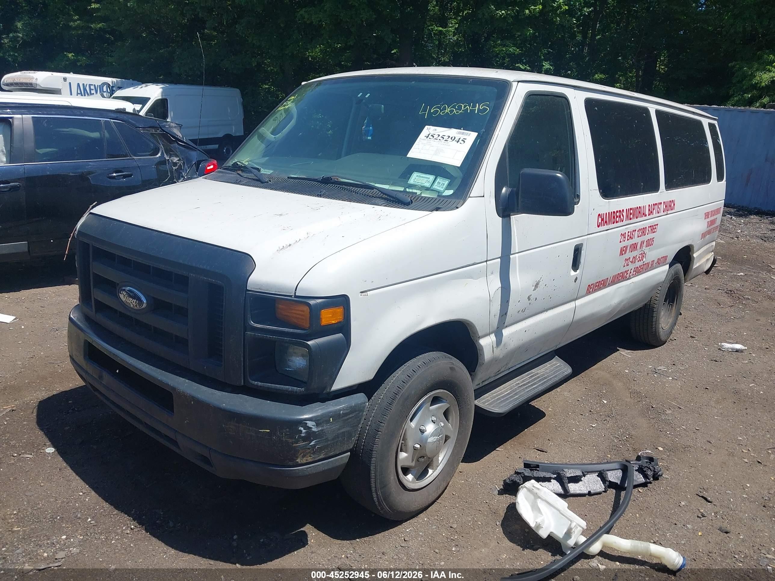 2010 Ford E-350 Super Duty Xl White vin: 1FBSS3BL3ADA26019