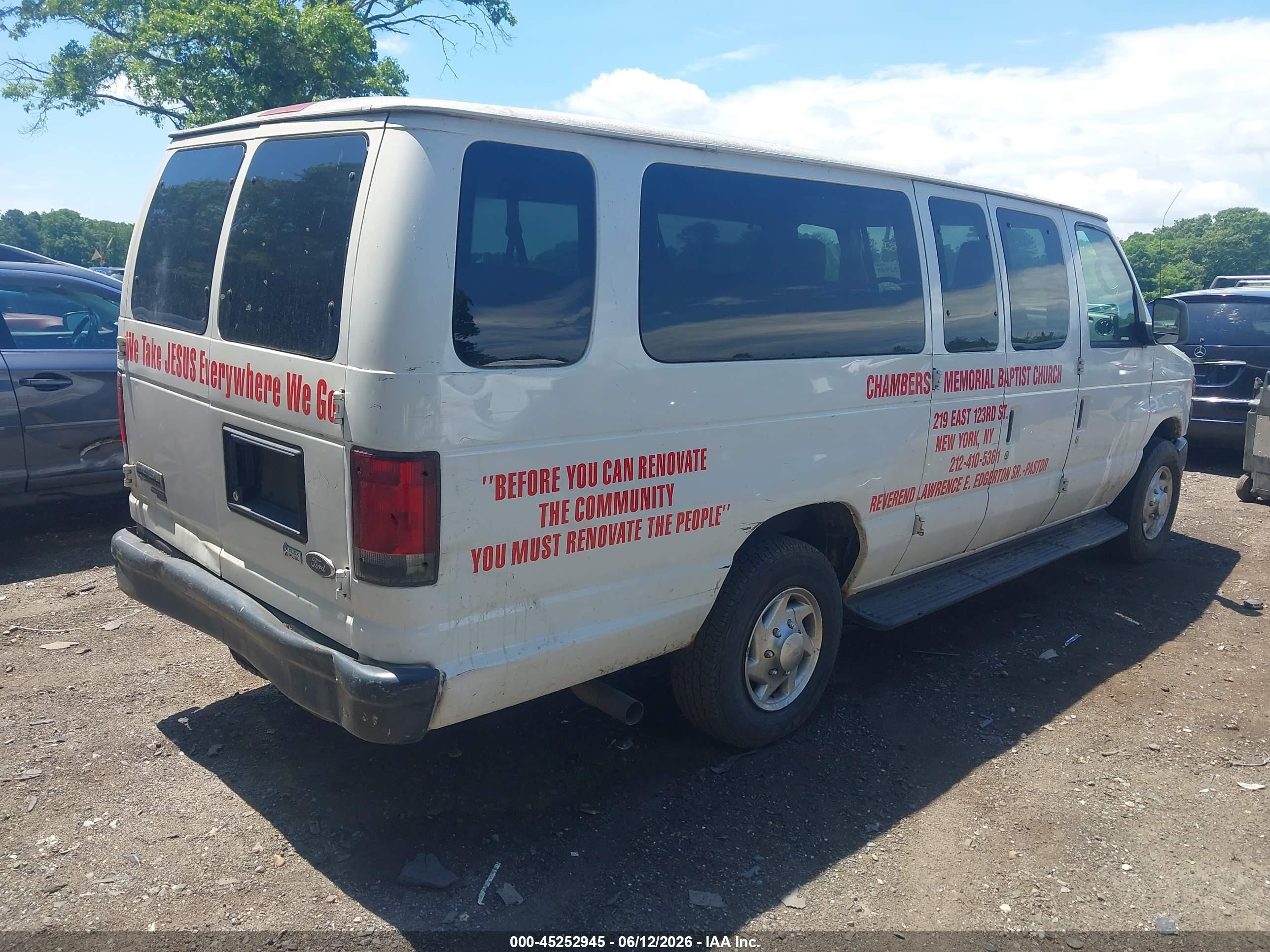 2010 Ford E-350 Super Duty Xl White vin: 1FBSS3BL3ADA26019
