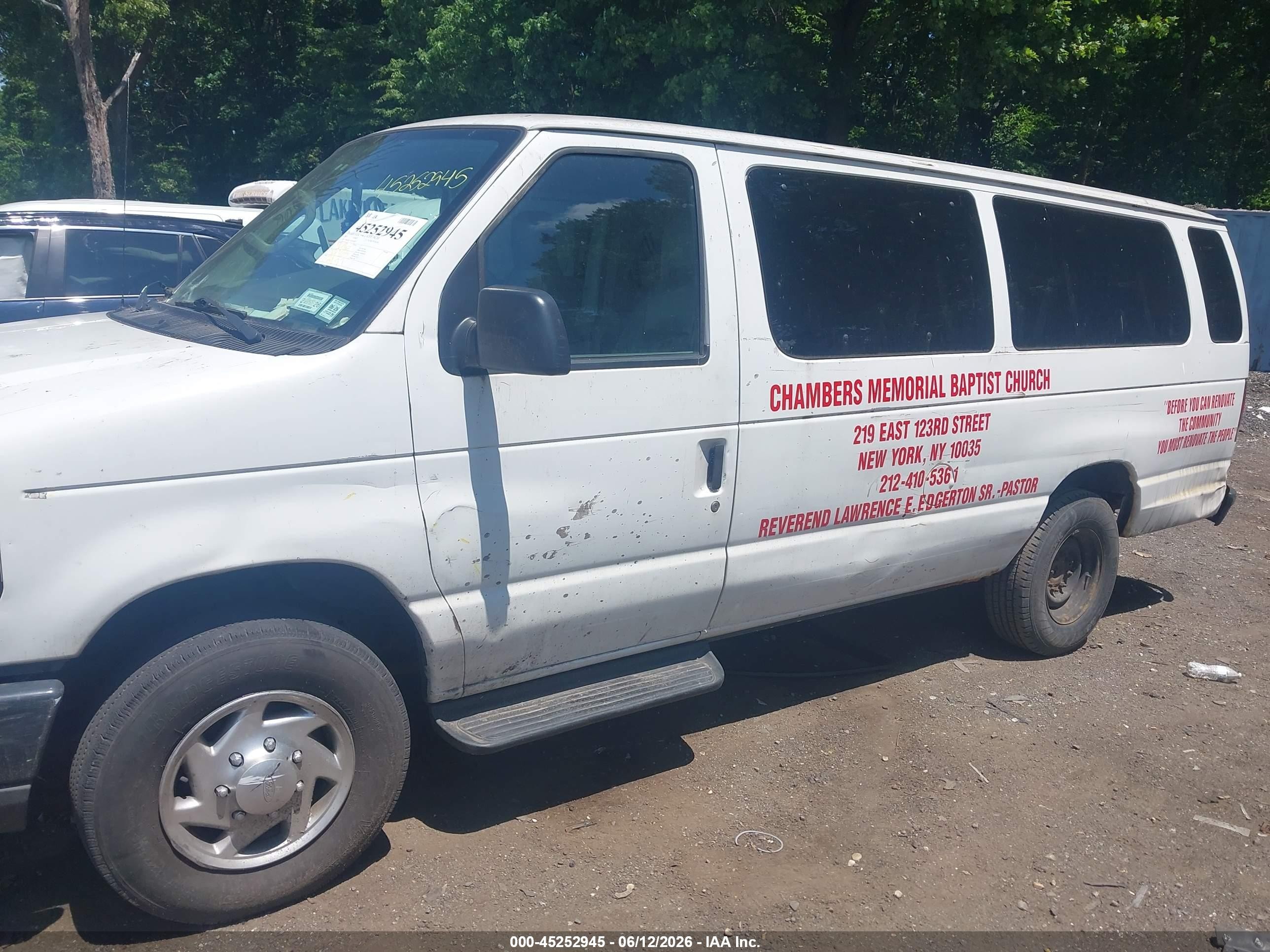 2010 Ford E-350 Super Duty Xl White vin: 1FBSS3BL3ADA26019