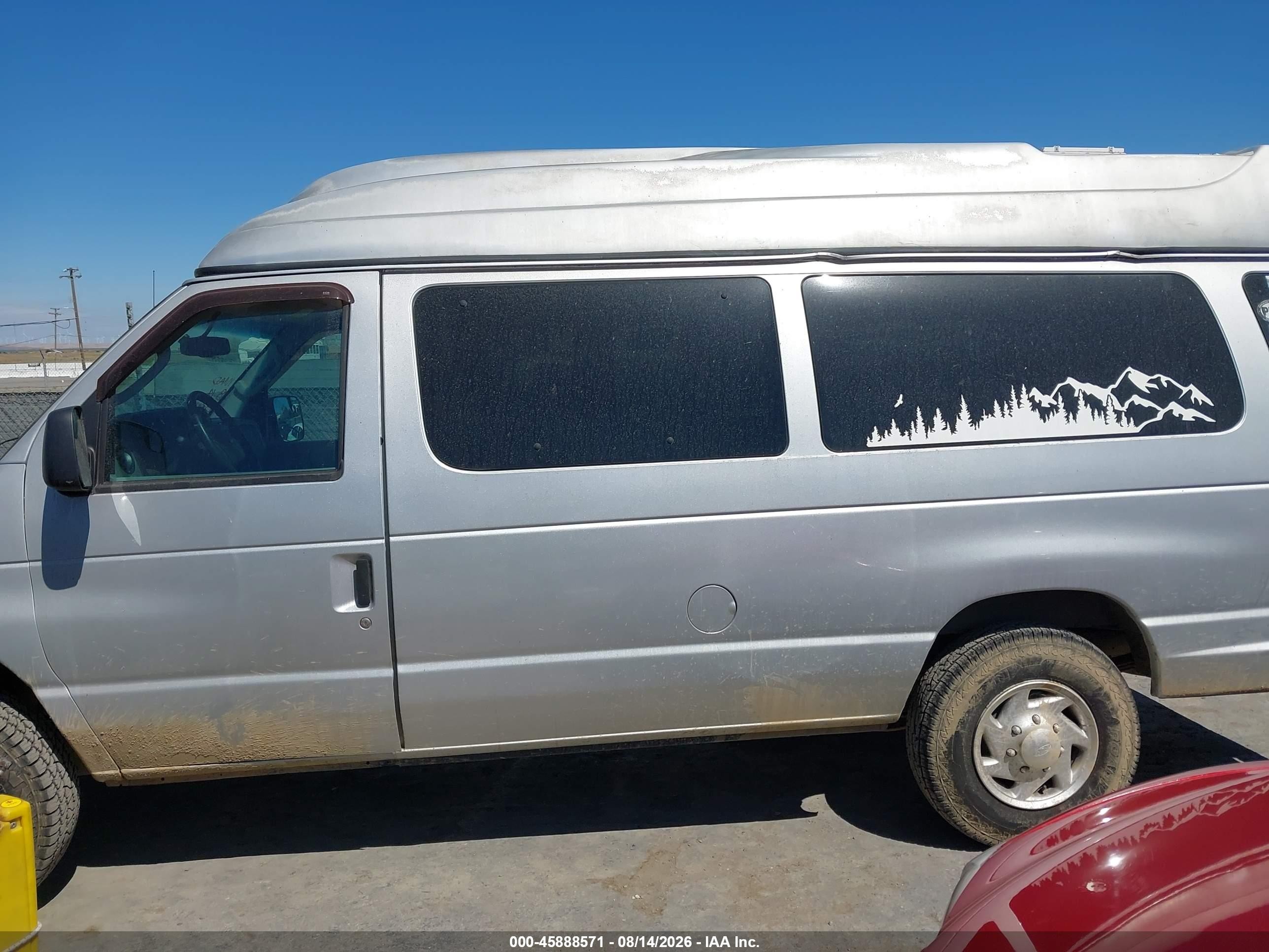 2011 Ford E-350 Super Duty Xl Gray vin: 1FBSS3BL3BDB29619