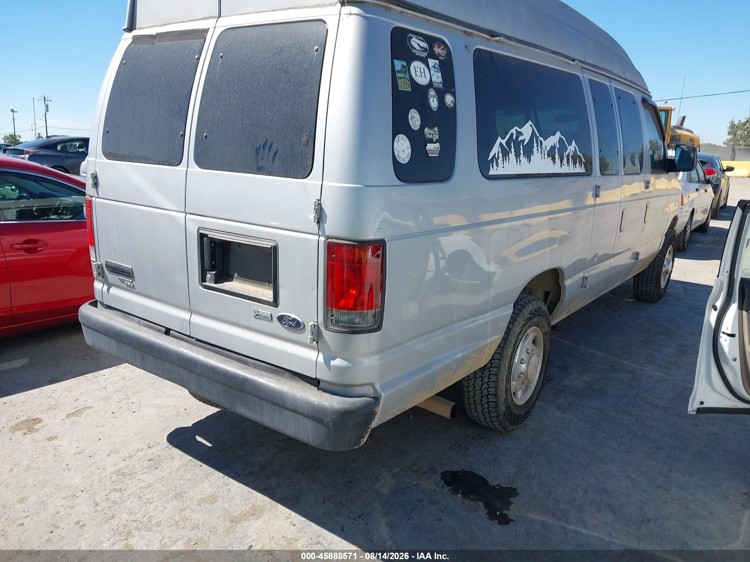 2011 Ford E-350 Super Duty Xl Gray vin: 1FBSS3BL3BDB29619