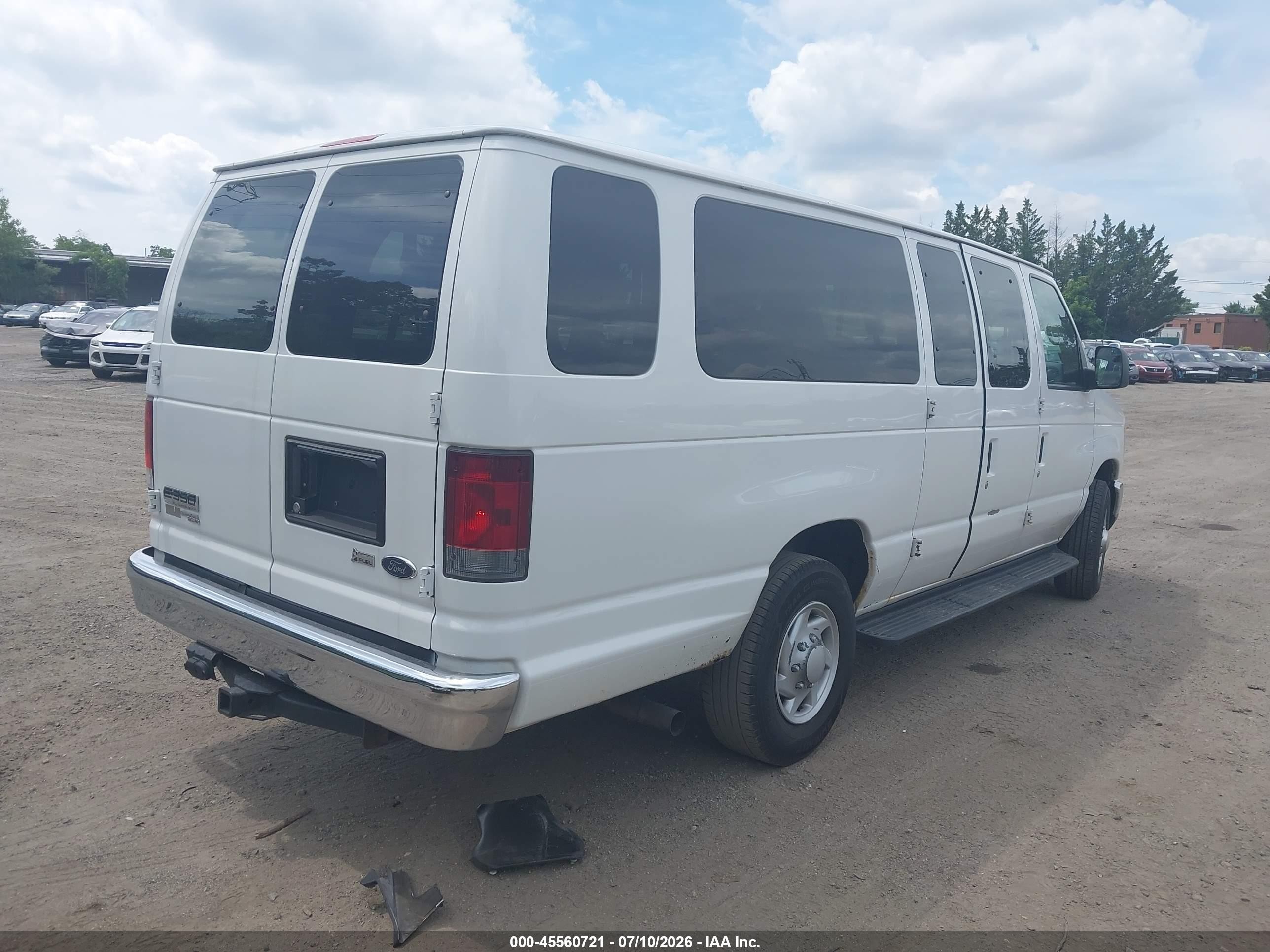 2012 Ford E-350 Super Duty Xl/xlt White vin: 1FBSS3BL3CDA89060