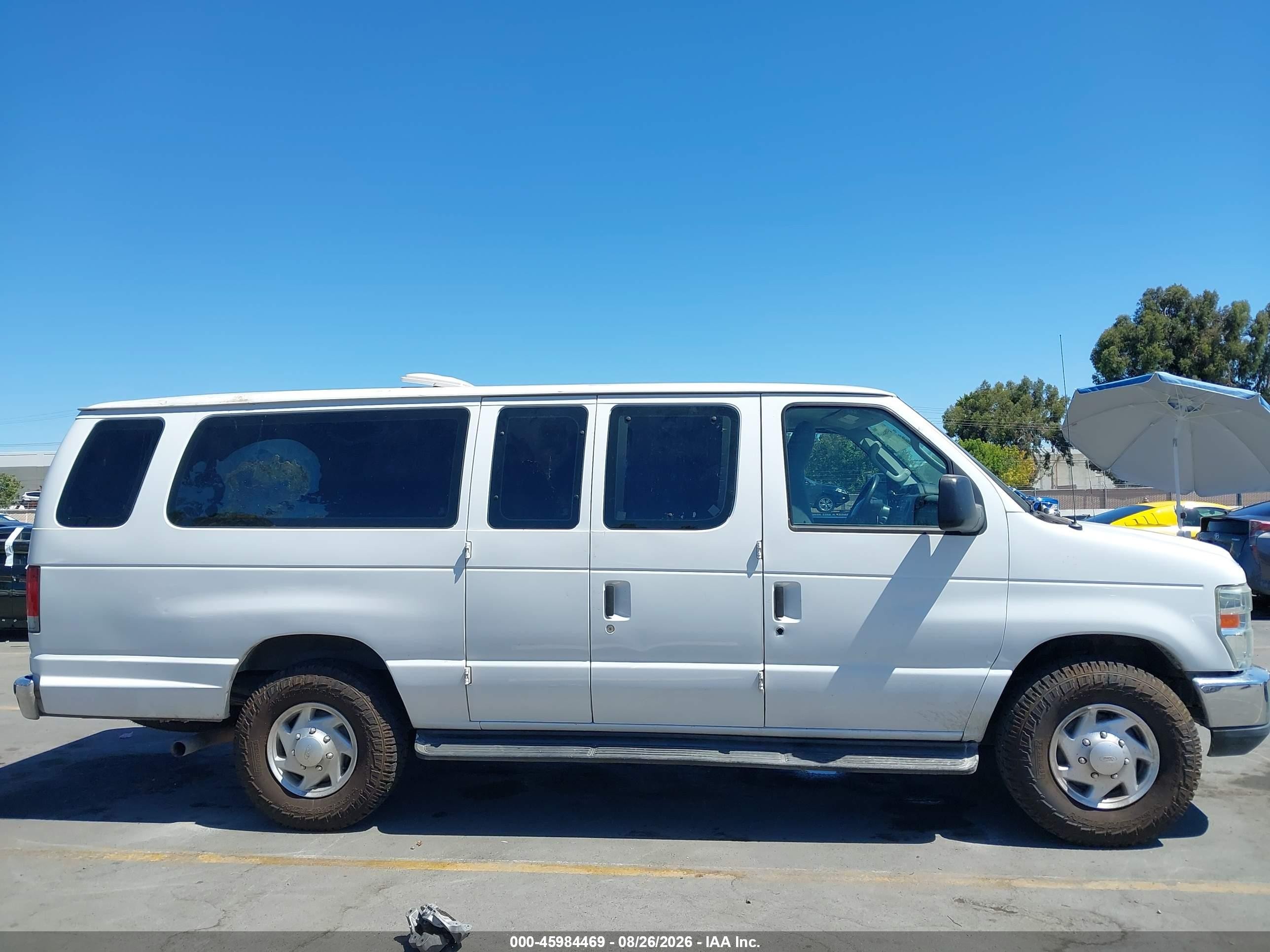 2012 Ford E-350 Super Duty Xlt White vin: 1FBSS3BL5CDA44699
