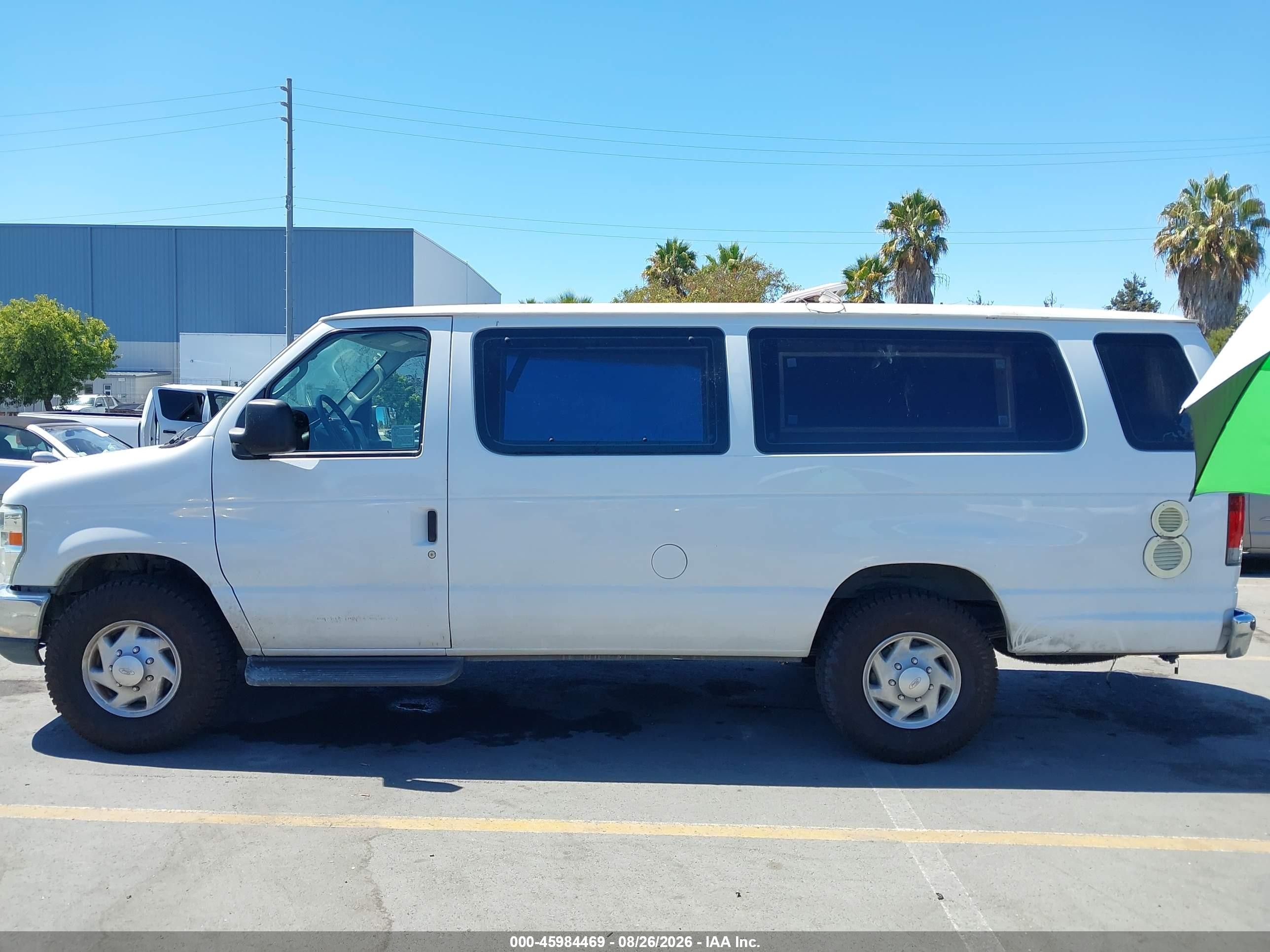 2012 Ford E-350 Super Duty Xlt White vin: 1FBSS3BL5CDA44699