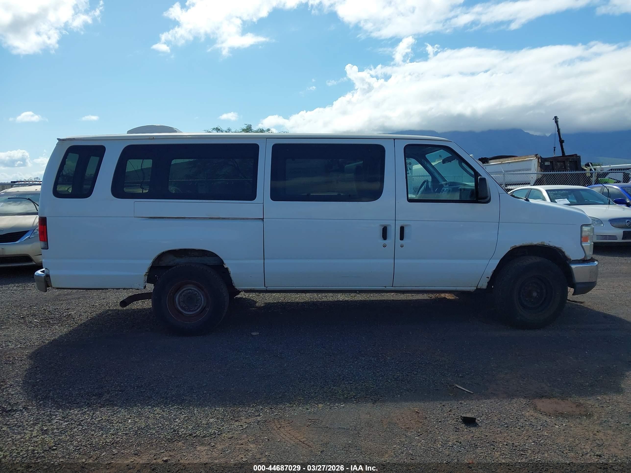 2012 Ford E-350 Super Duty Xl White vin: 1FBSS3BL6CDA94012