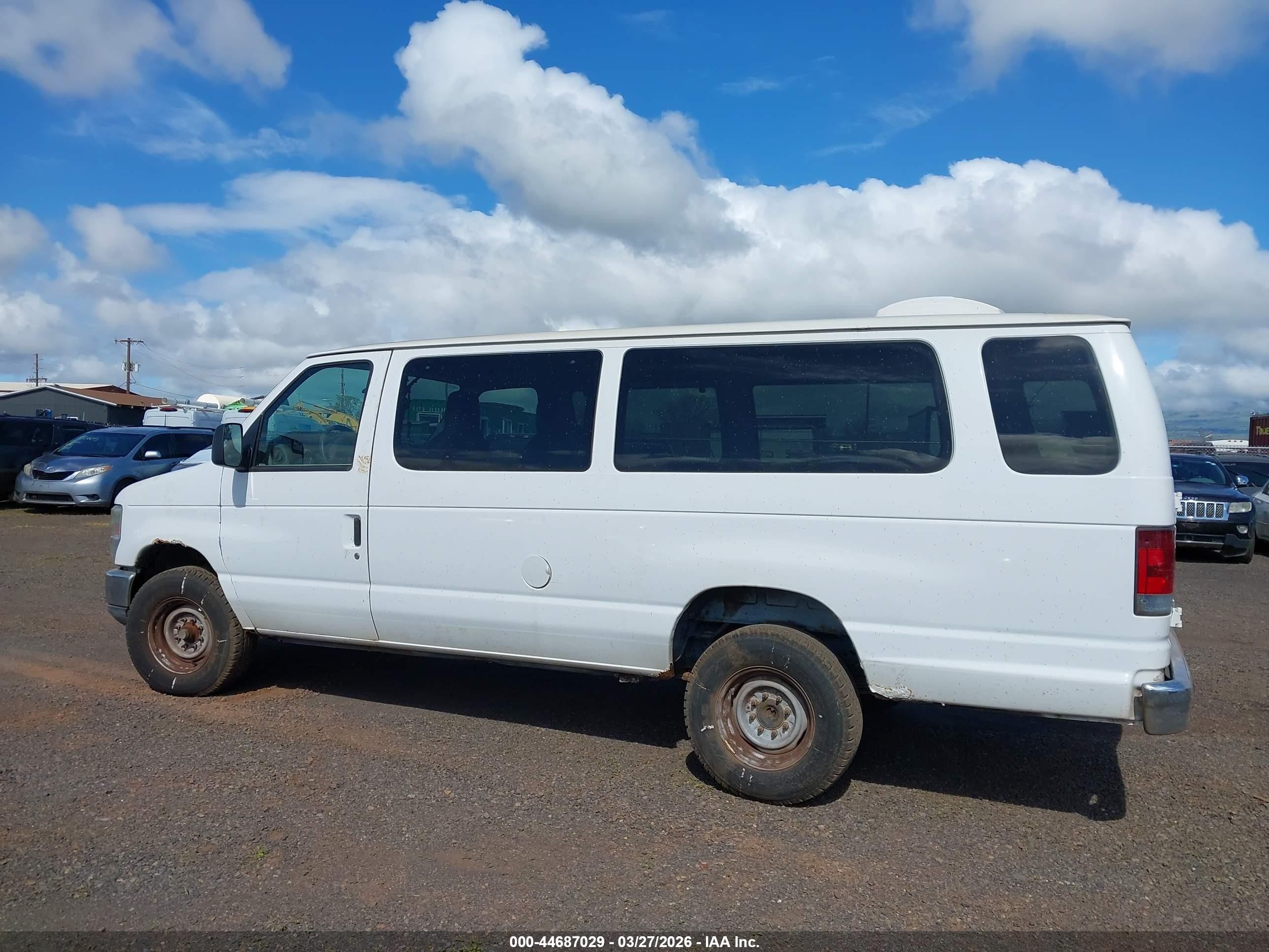 2012 Ford E-350 Super Duty Xl White vin: 1FBSS3BL6CDA94012