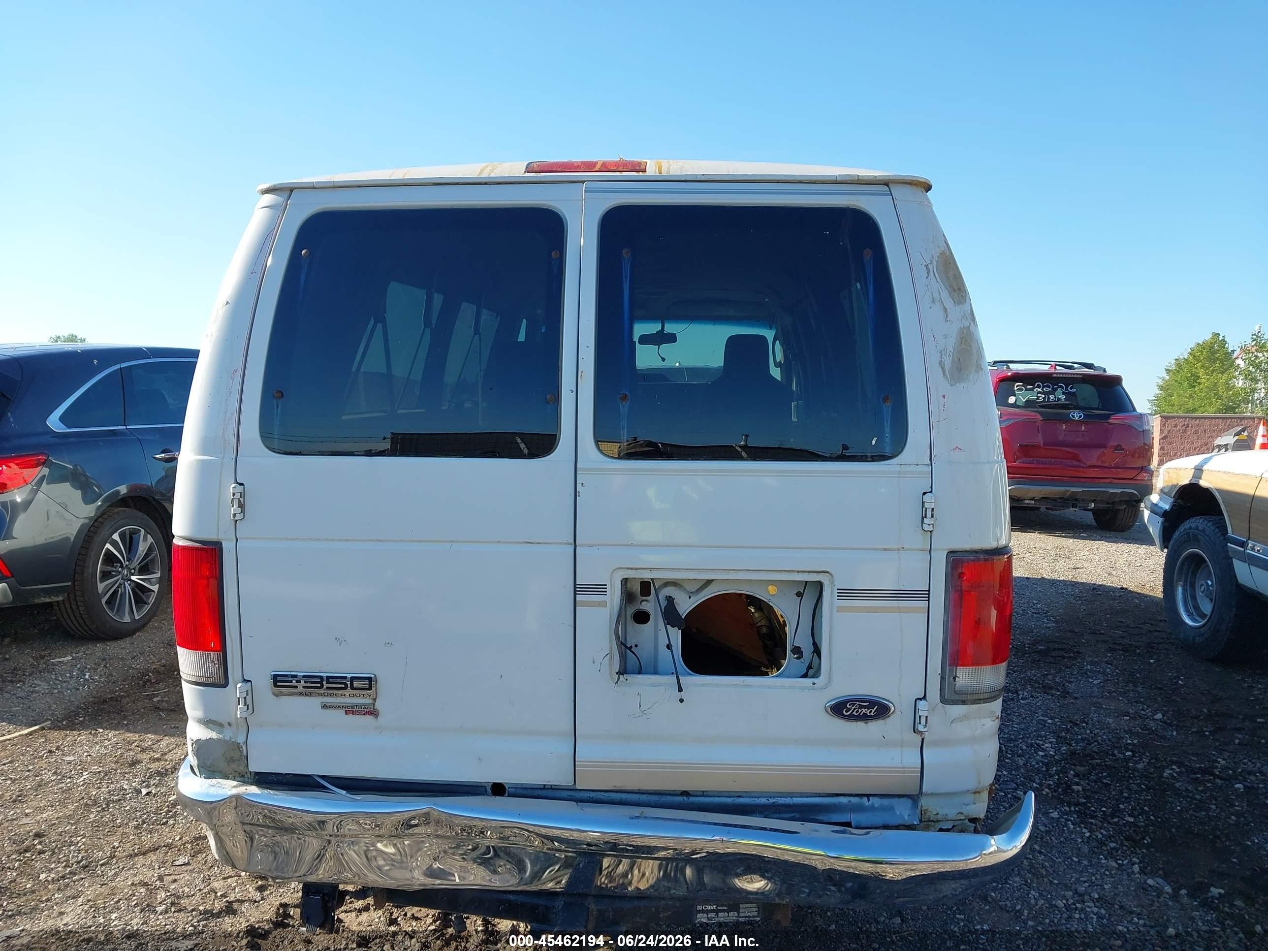 2014 Ford E-350 Super Duty Xlt White vin: 1FBSS3BL6EDA81988