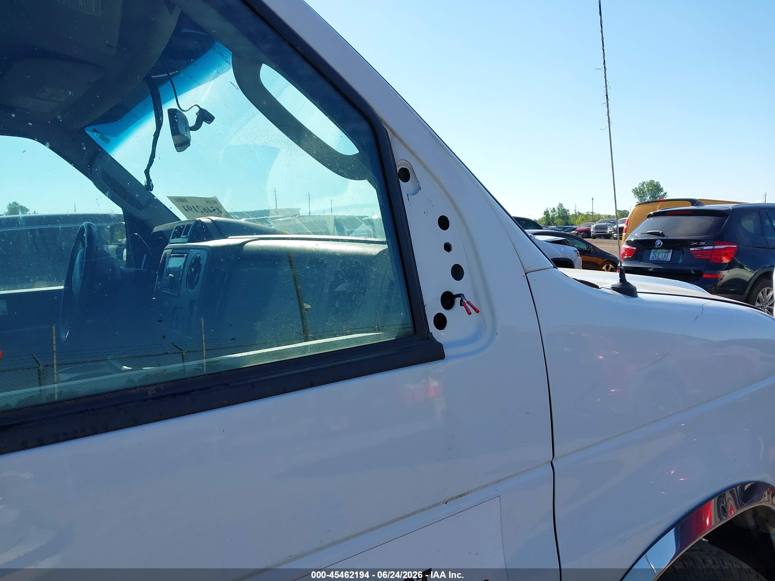 2014 Ford E-350 Super Duty Xlt White vin: 1FBSS3BL6EDA81988