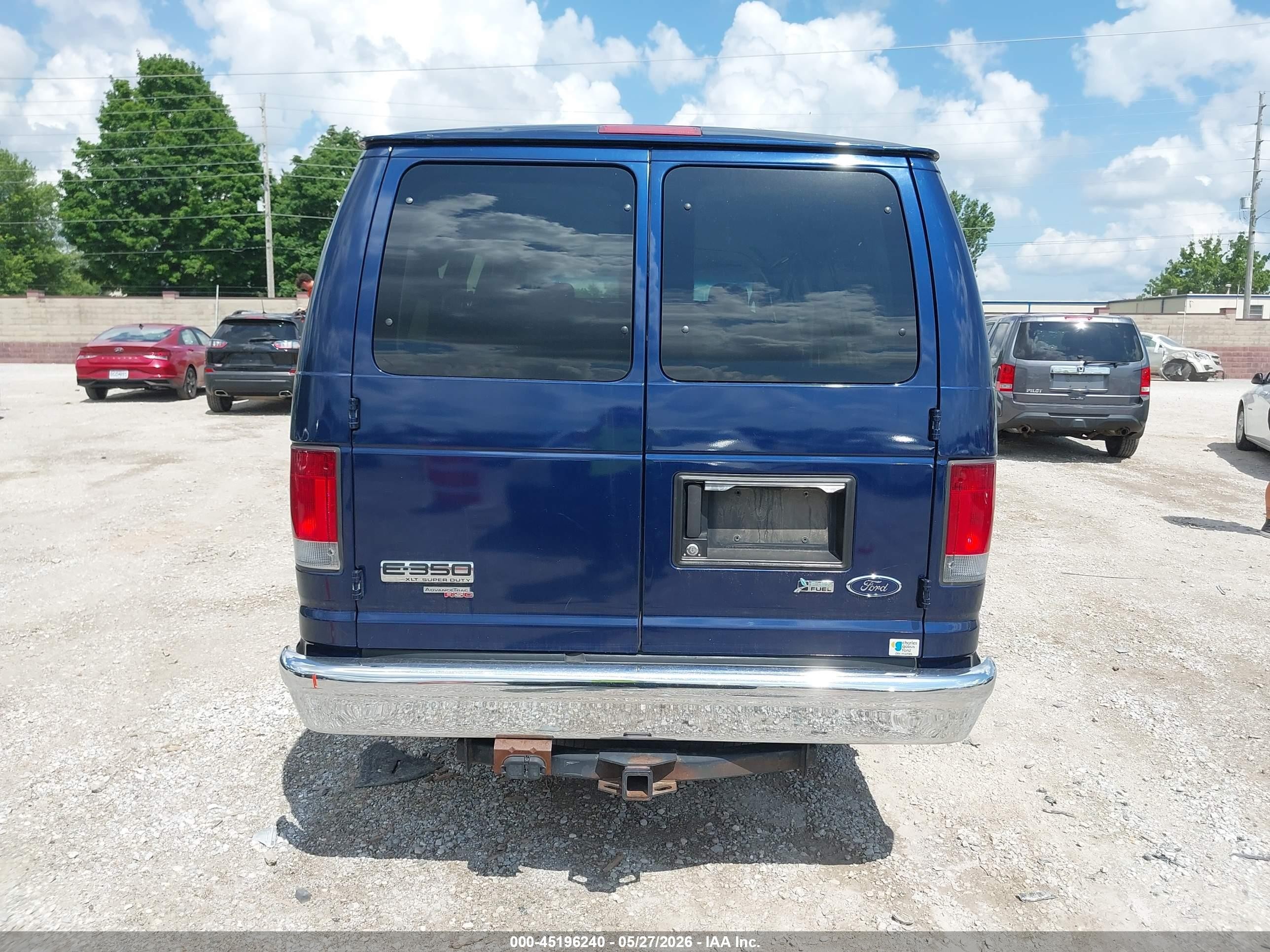 2012 Ford E-350 Super Duty Xlt Синий vin: 1FBSS3BL7CDA70219