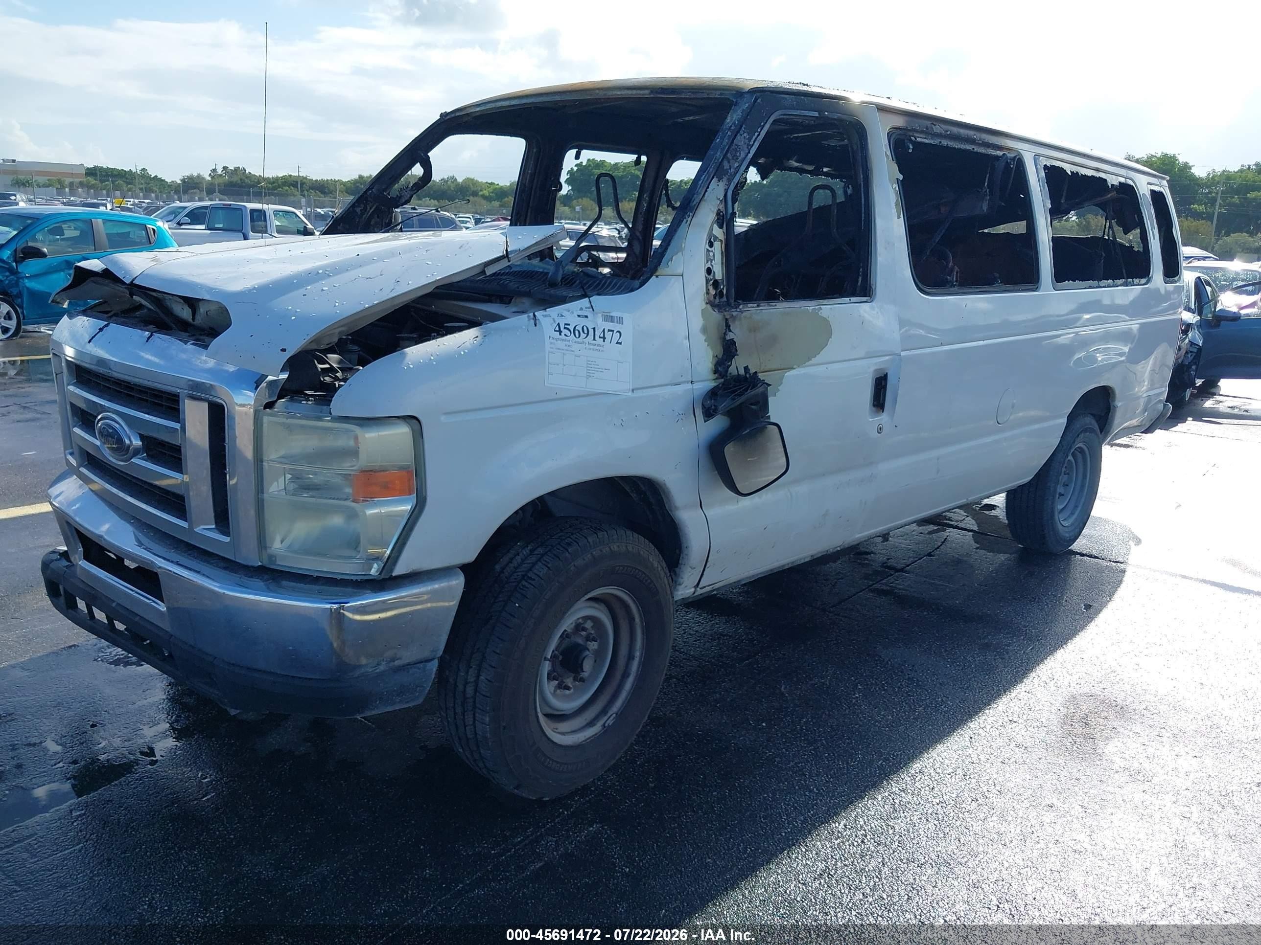 2013 Ford E-350 Super Duty Xl White vin: 1FBSS3BL7DDA24682