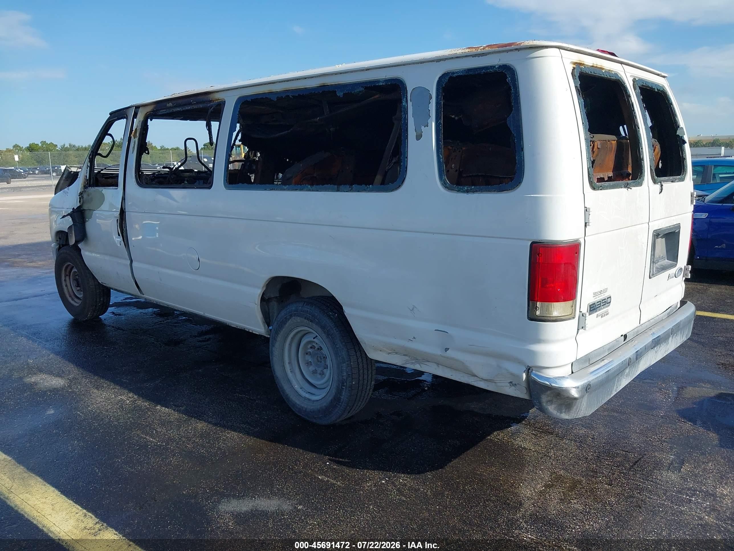 2013 Ford E-350 Super Duty Xl White vin: 1FBSS3BL7DDA24682