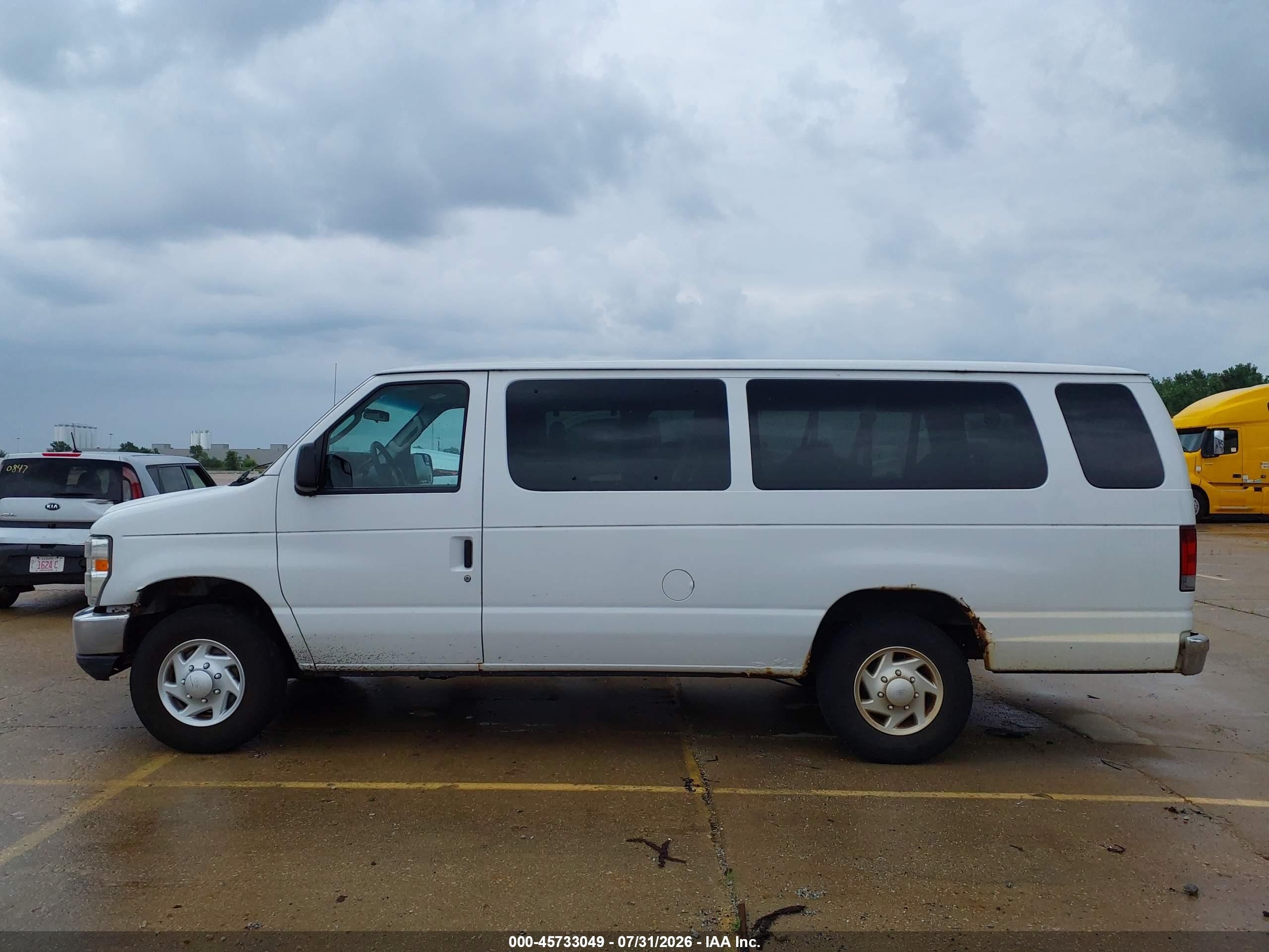 2012 Ford E-350 Super Duty Xlt White vin: 1FBSS3BL8CDA76353