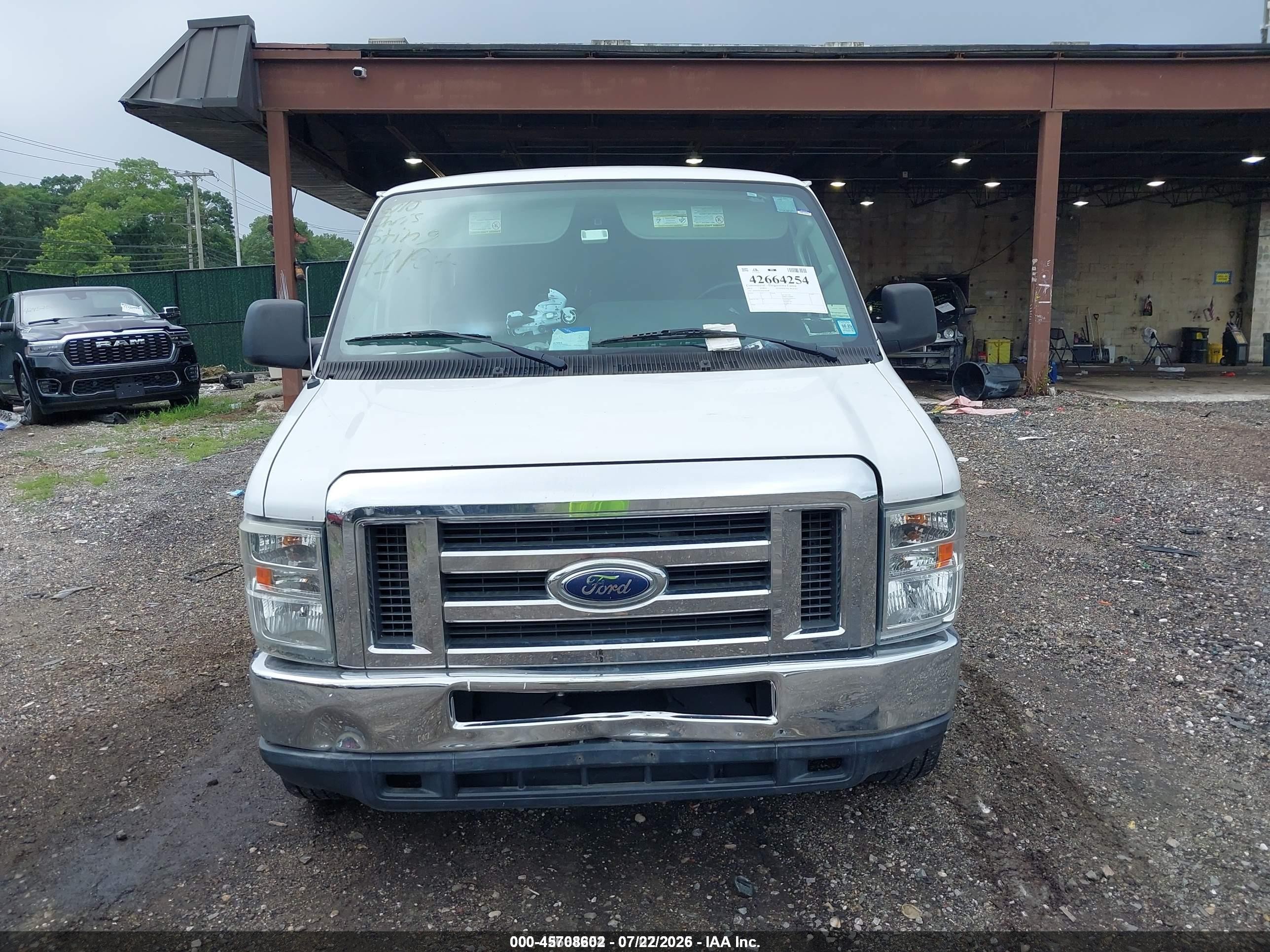 2012 Ford E-350 Super Duty Xlt White vin: 1FBSS3BL8CDA96568