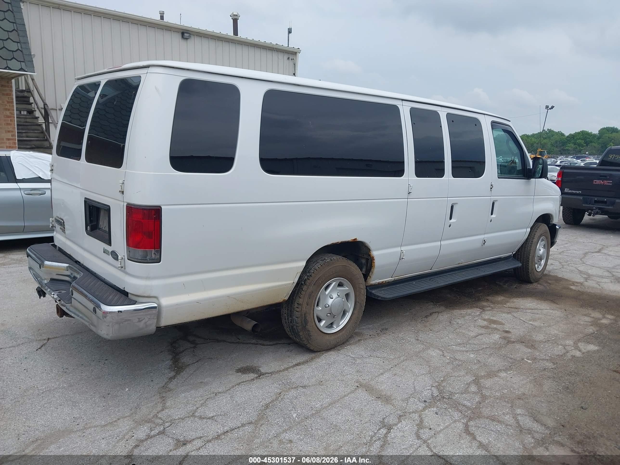 2014 Ford E-350 Super Duty Xlt White vin: 1FBSS3BL8EDA21081