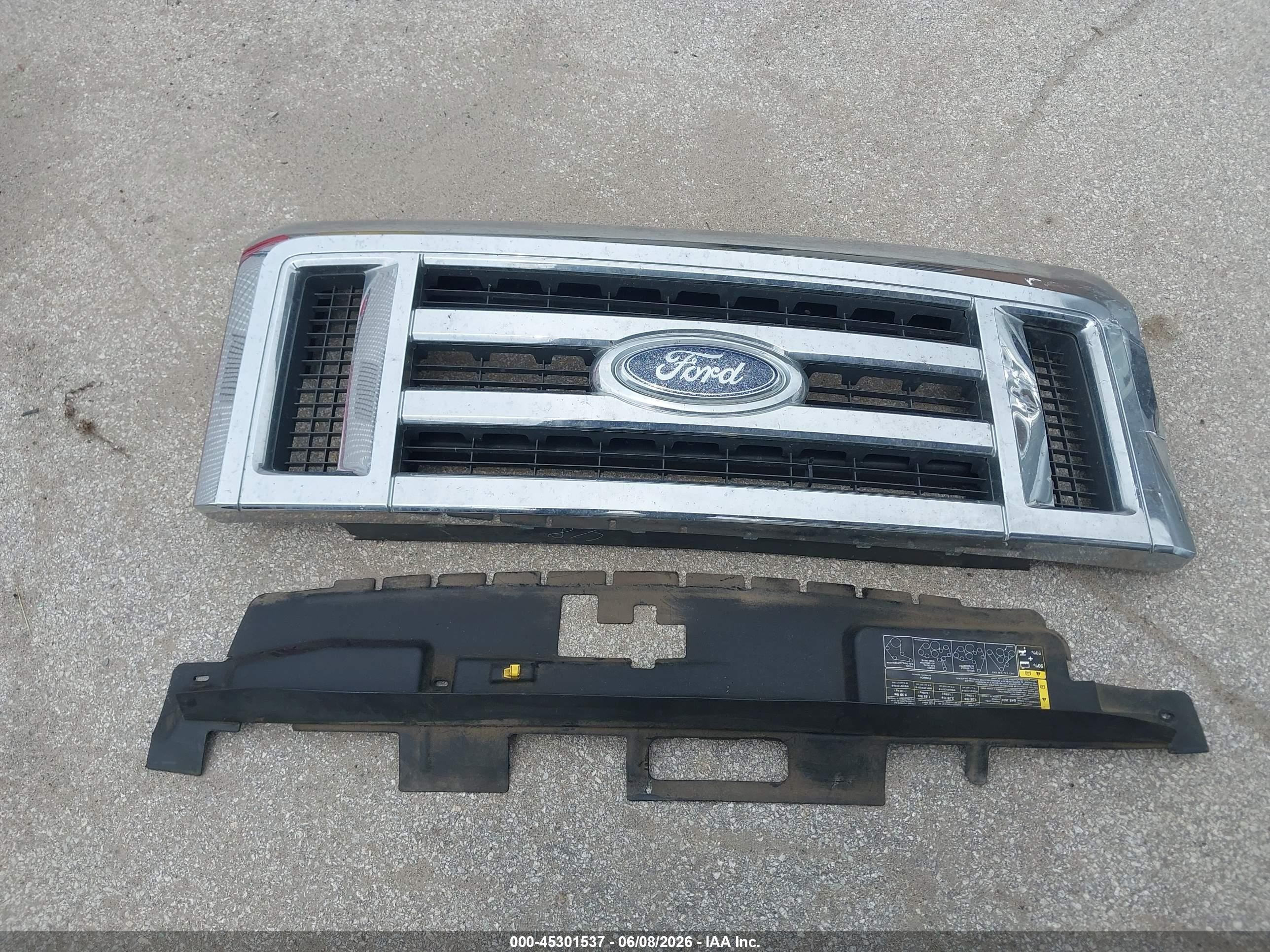 2014 Ford E-350 Super Duty Xlt White vin: 1FBSS3BL8EDA21081