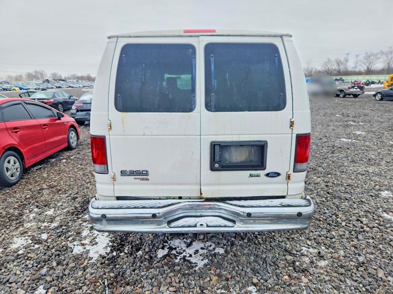 2010 Ford Econoline E350 Super Duty Wagon White vin: 1FBSS3BL9ADA73037