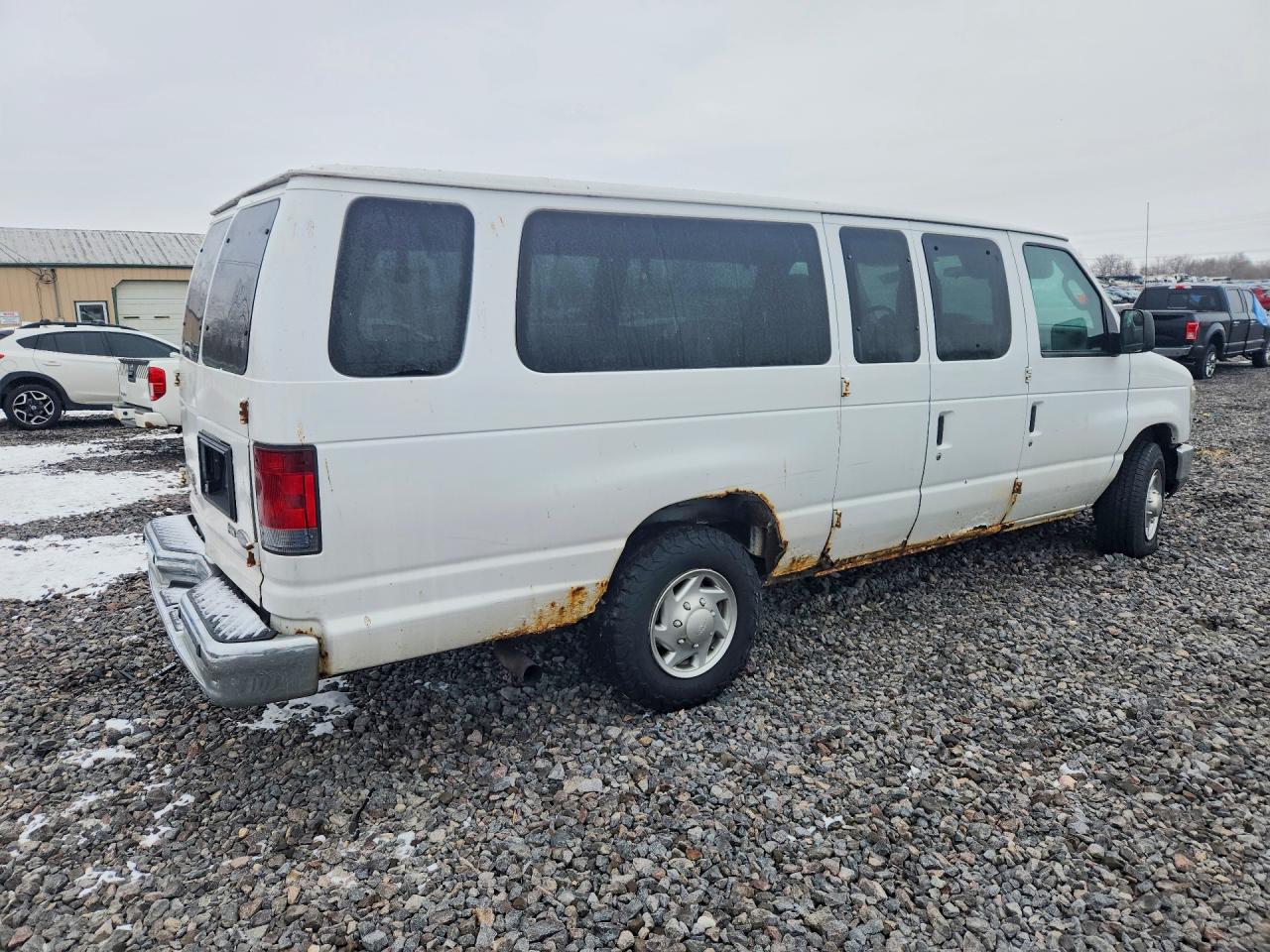 2010 Ford Econoline E350 Super Duty Wagon White vin: 1FBSS3BL9ADA73037