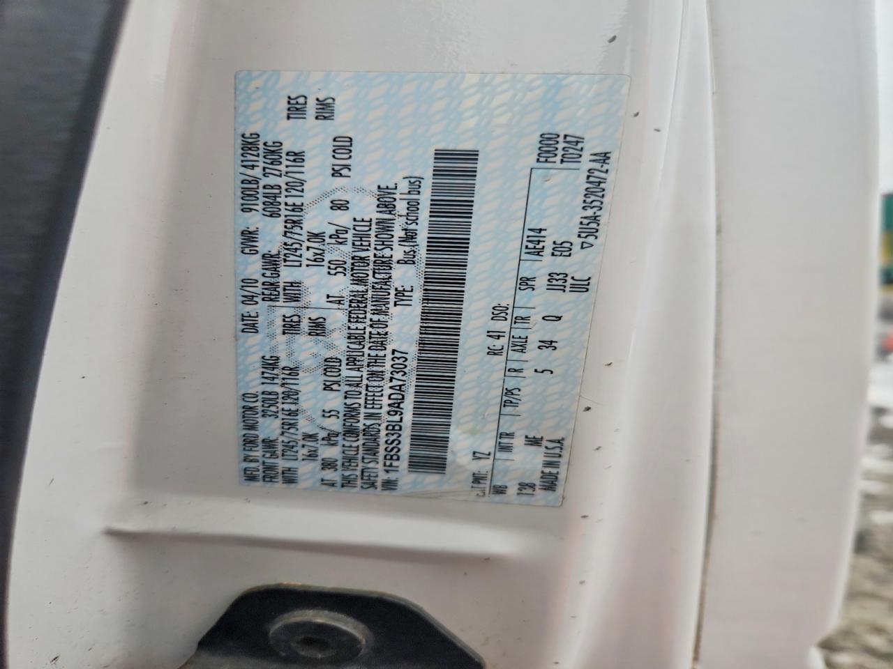 2010 Ford Econoline E350 Super Duty Wagon White vin: 1FBSS3BL9ADA73037
