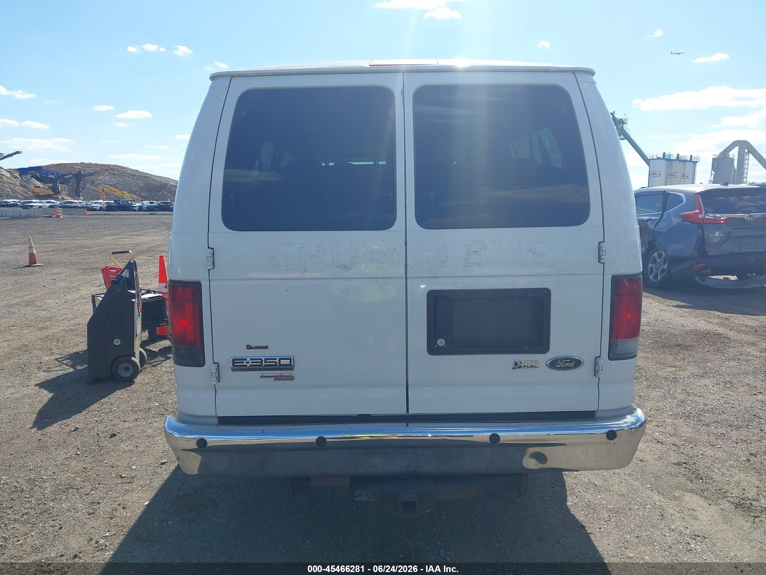 2011 Ford E-350 Super Duty Xlt White vin: 1FBSS3BL9BDB20147