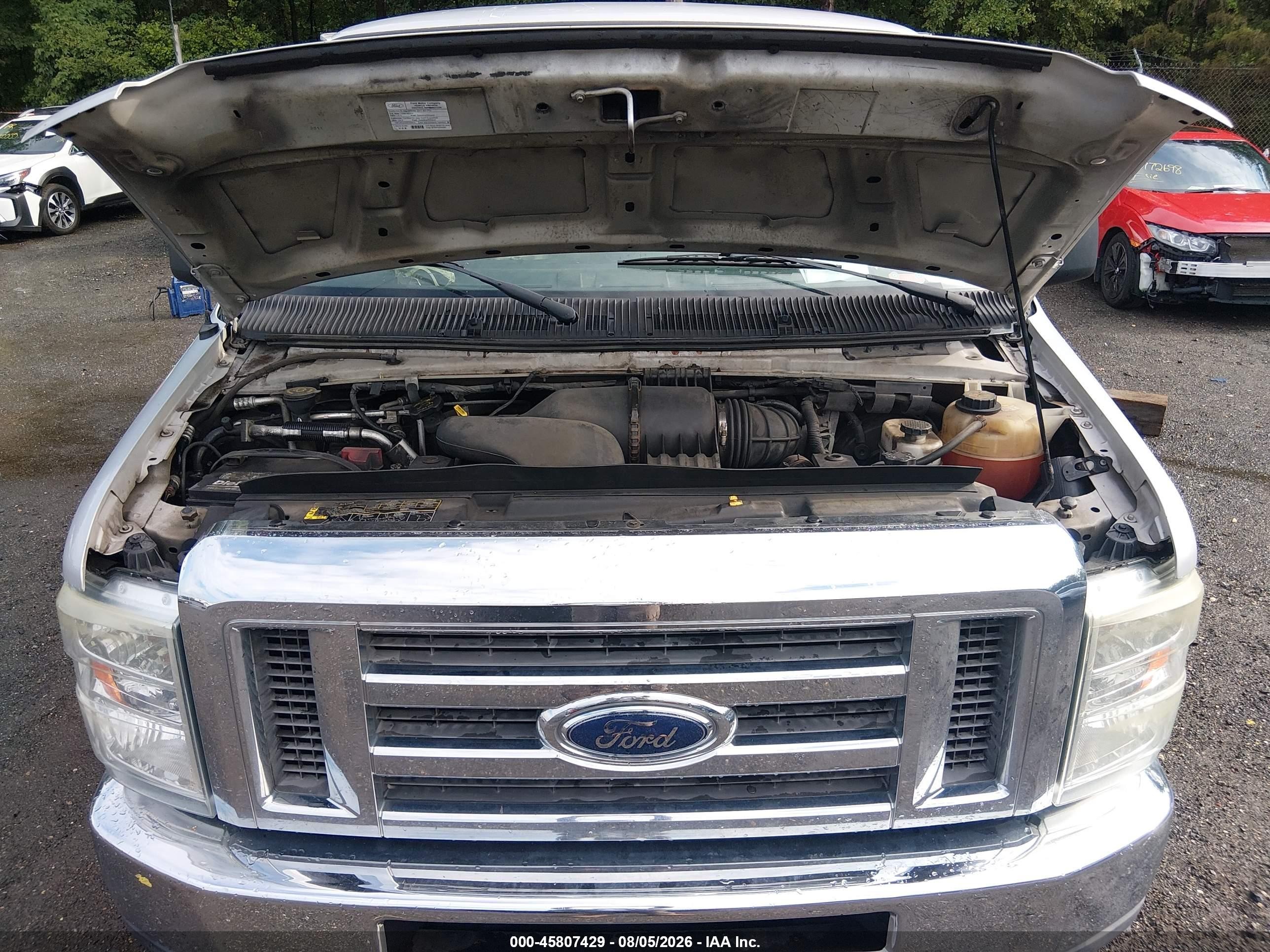 2011 Ford E-350 Super Duty Xlt Silver vin: 1FBSS3BL9BDB38034