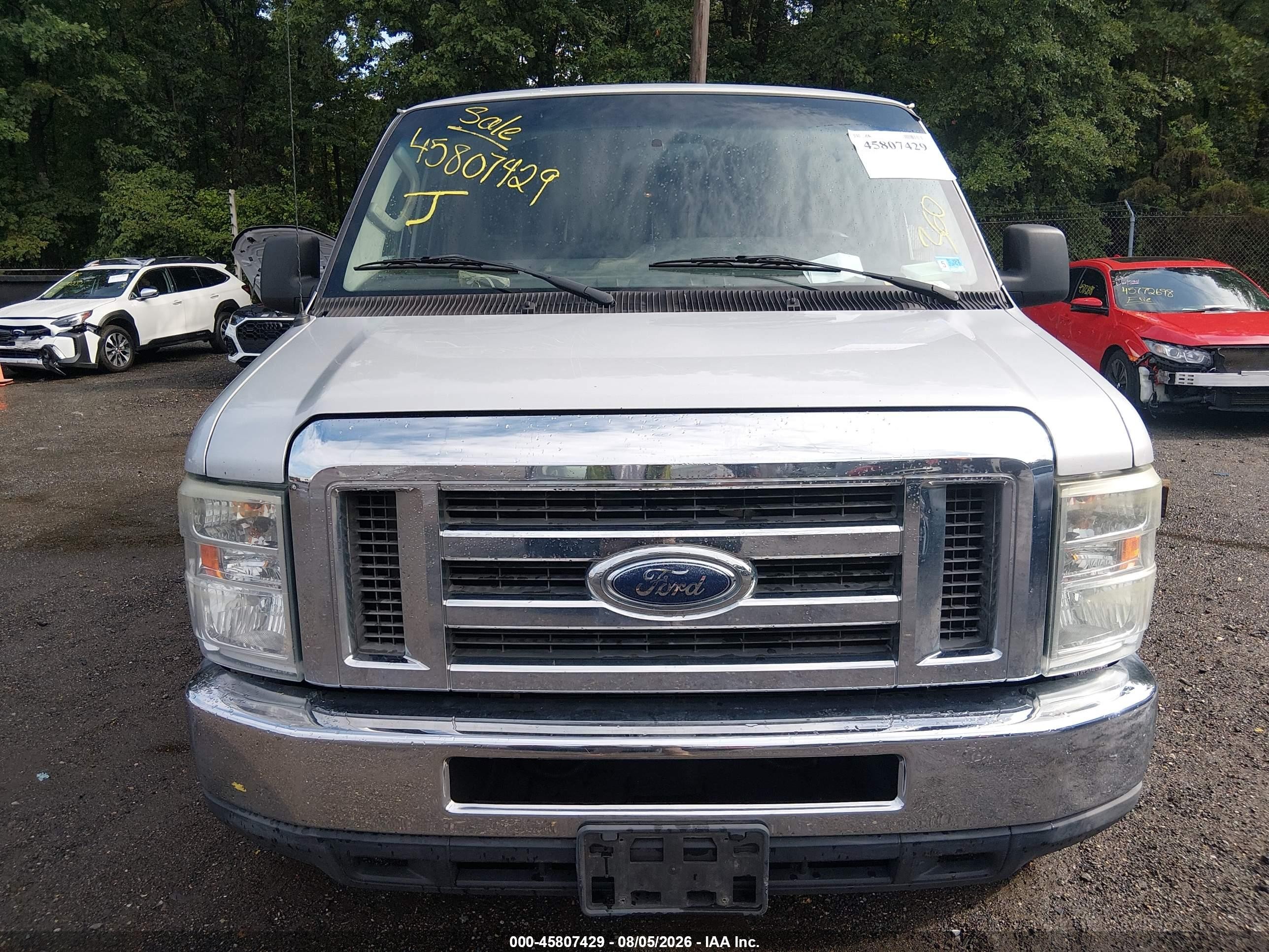 2011 Ford E-350 Super Duty Xlt Silver vin: 1FBSS3BL9BDB38034