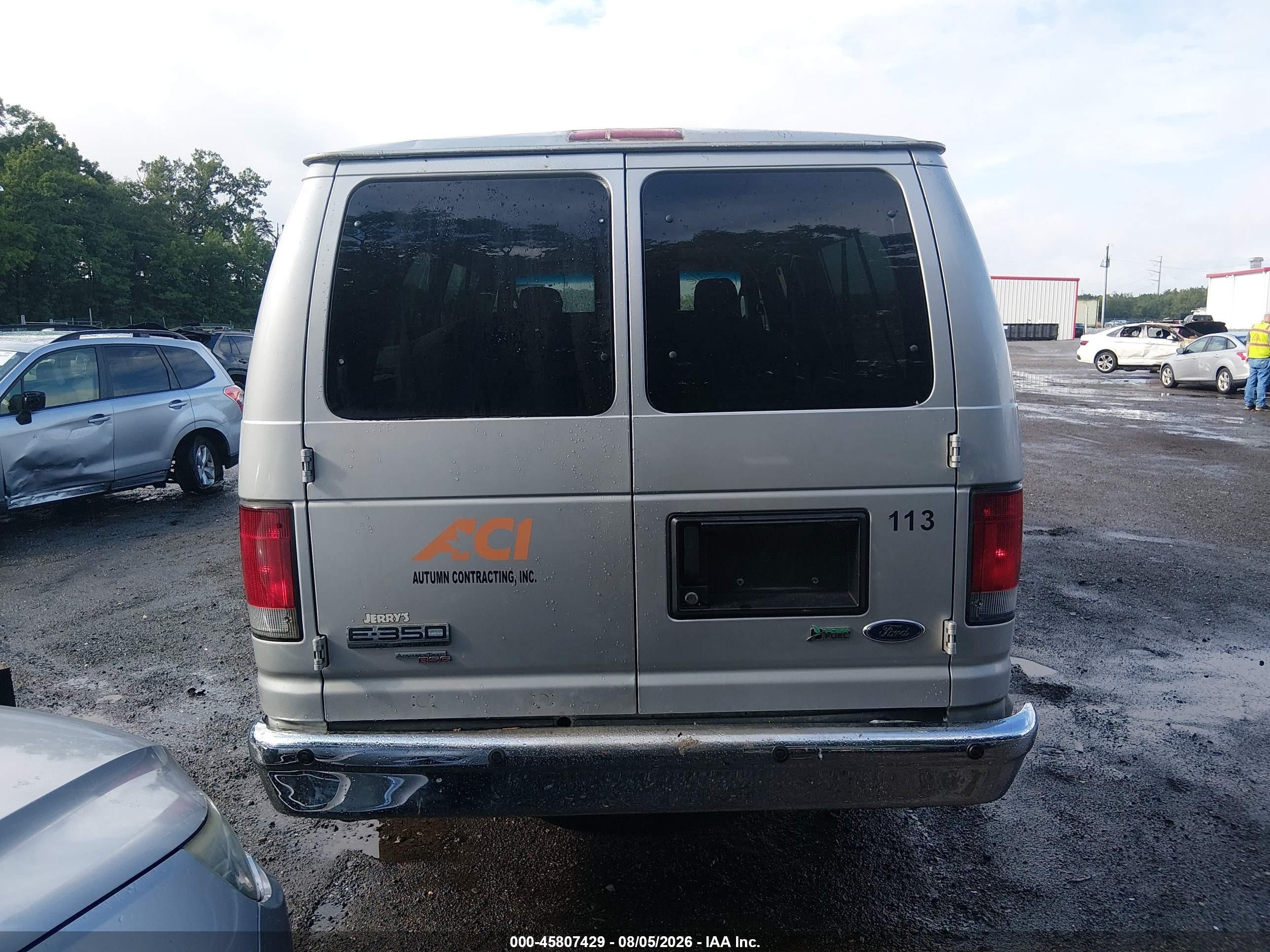 2011 Ford E-350 Super Duty Xlt Silver vin: 1FBSS3BL9BDB38034