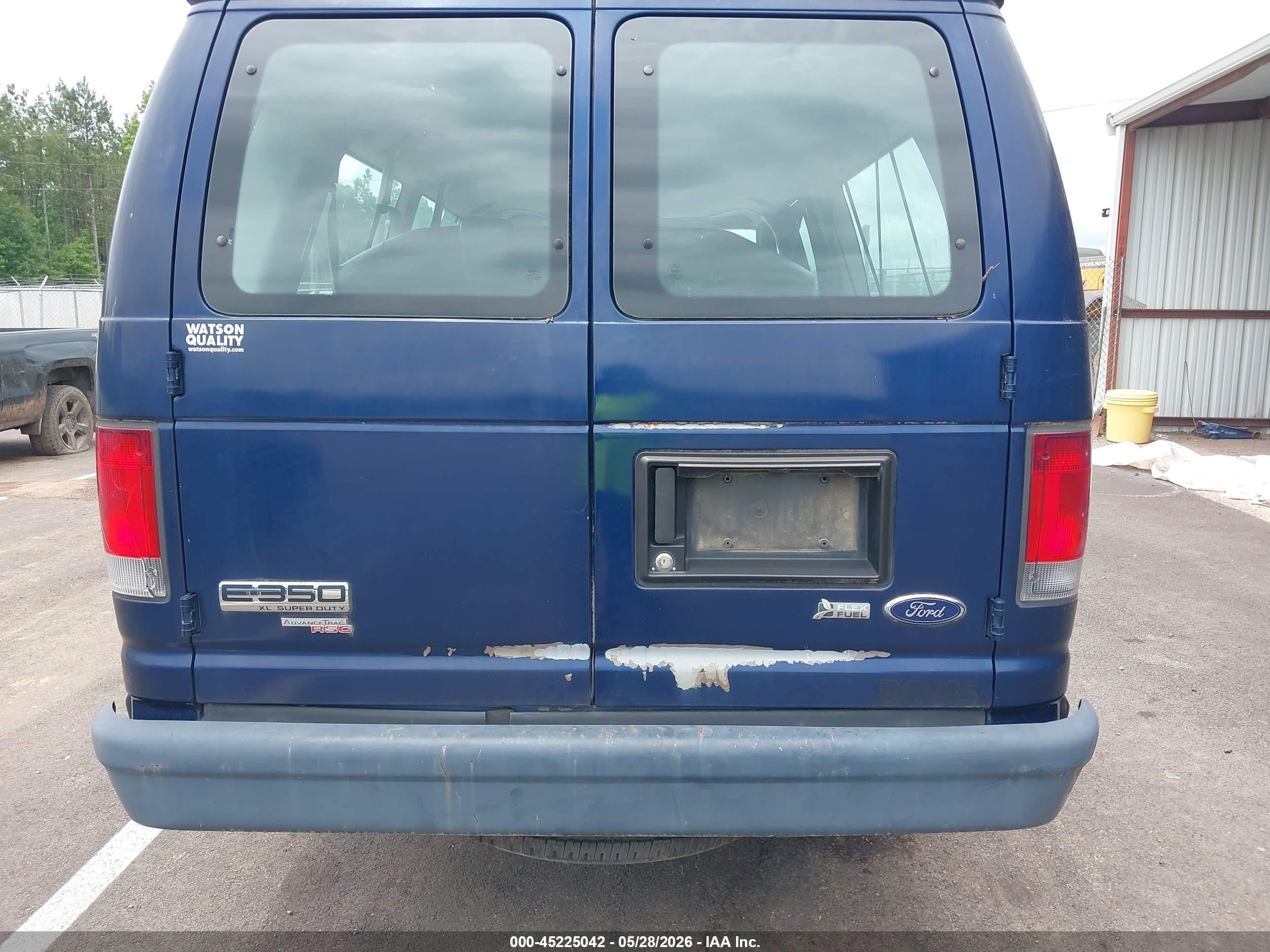 2013 Ford E-350 Super Duty Xl Blue vin: 1FBSS3BL9DDA10766