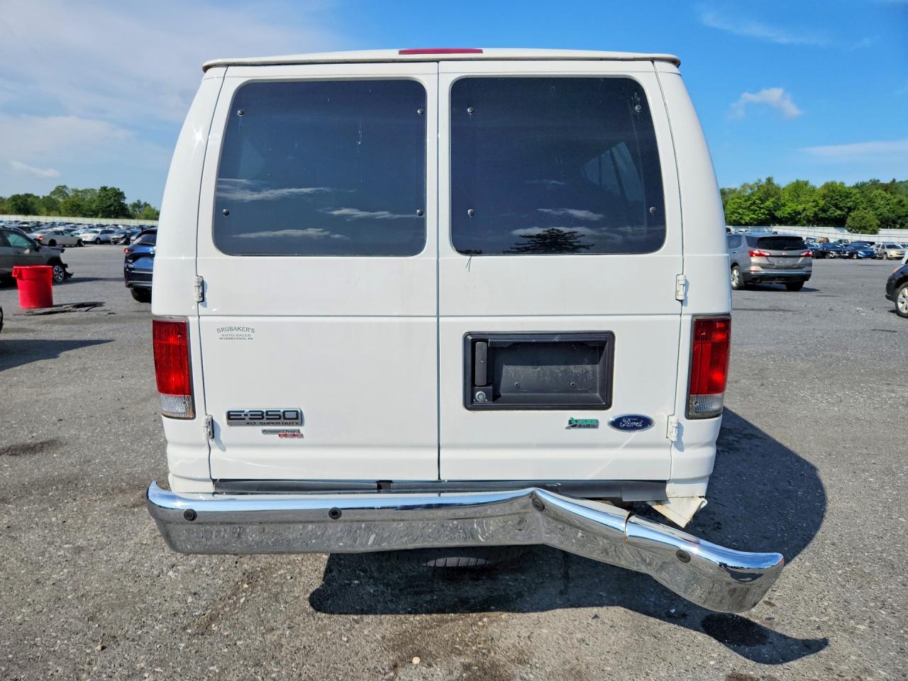 2013 Ford Econoline E350 Super Duty Wagon White vin: 1FBSS3BLXDDA40570